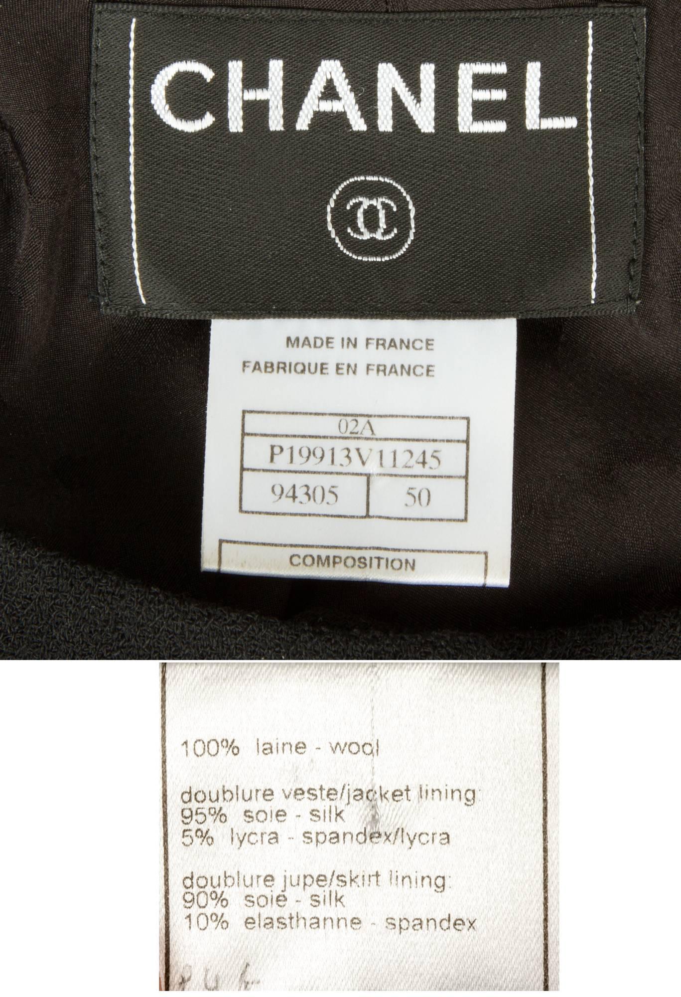 CHANEL Jacket in Black Wool Crepe 3