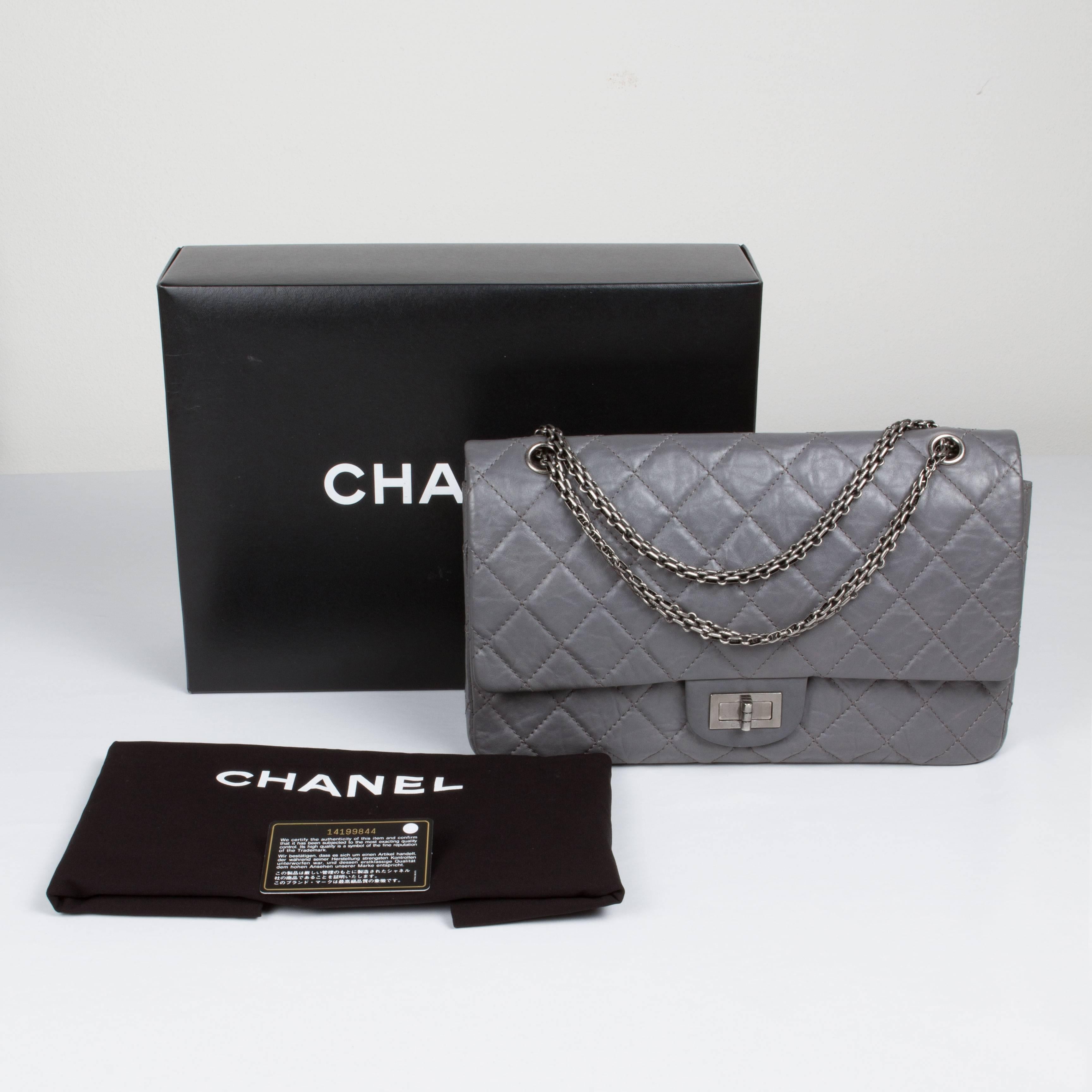 Women's Chanel Reissue 227  Grey Leather Pristine Conditions For Sale