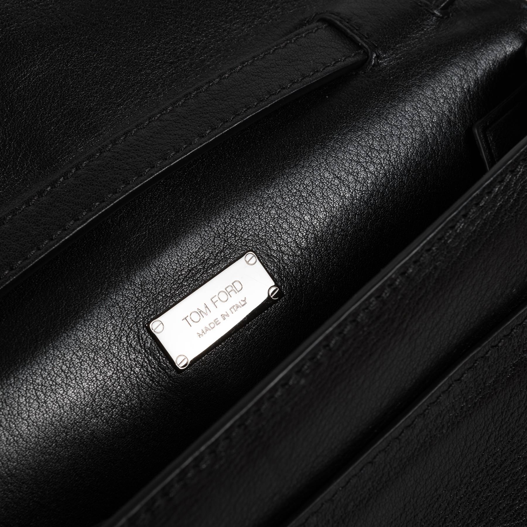 Tom Ford Black Leather Shoulder Flap Bag   For Sale 5