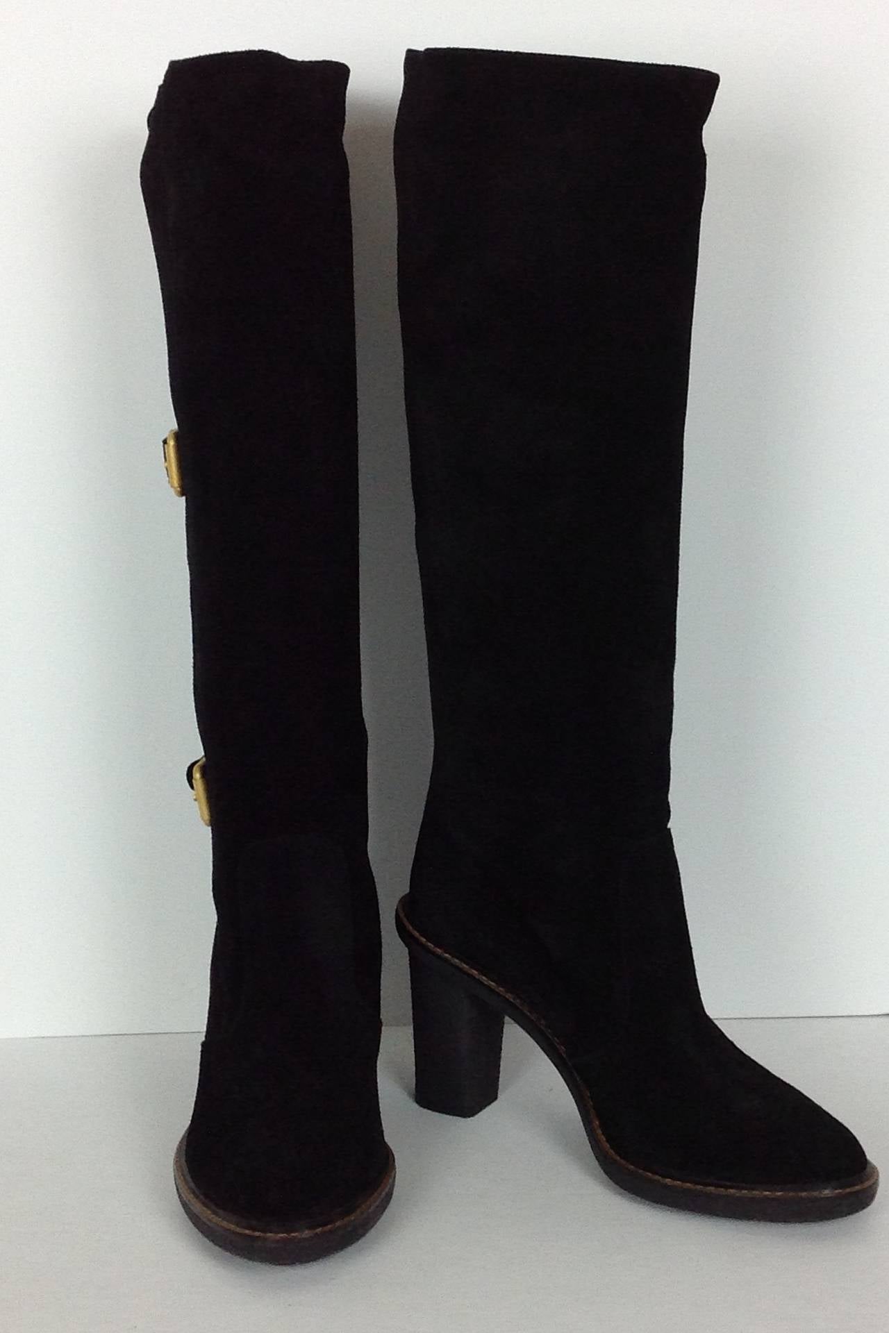 Women's Fendi black suede buckle boots  NEW                  Size 41 For Sale