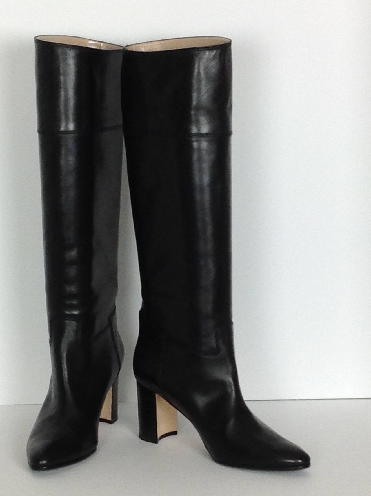 NEW Manolo Blahnik equestrian leather boots                Size 39 1/2 2