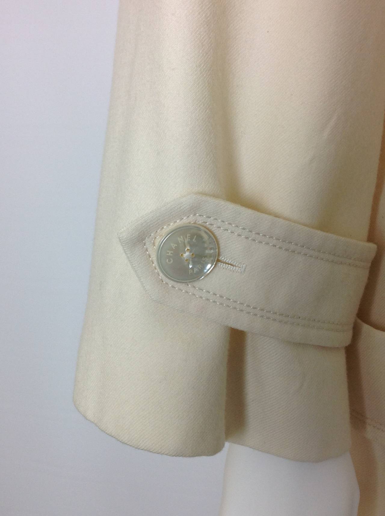 Chanel lightweight wool DB Trench coat                 Size 34 For Sale 3