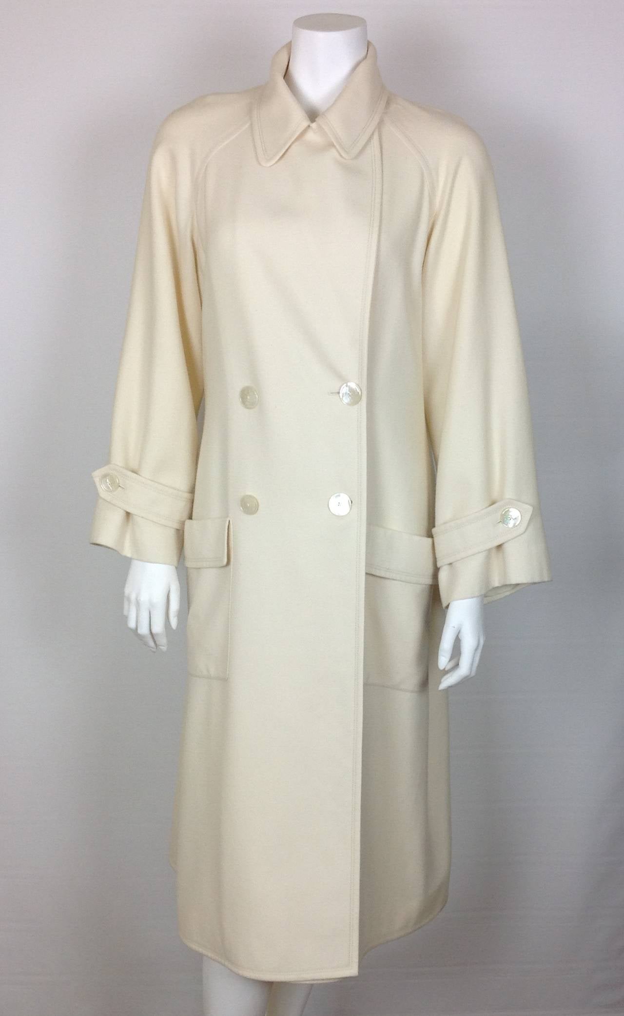 Women's Chanel lightweight wool DB Trench coat                 Size 34 For Sale