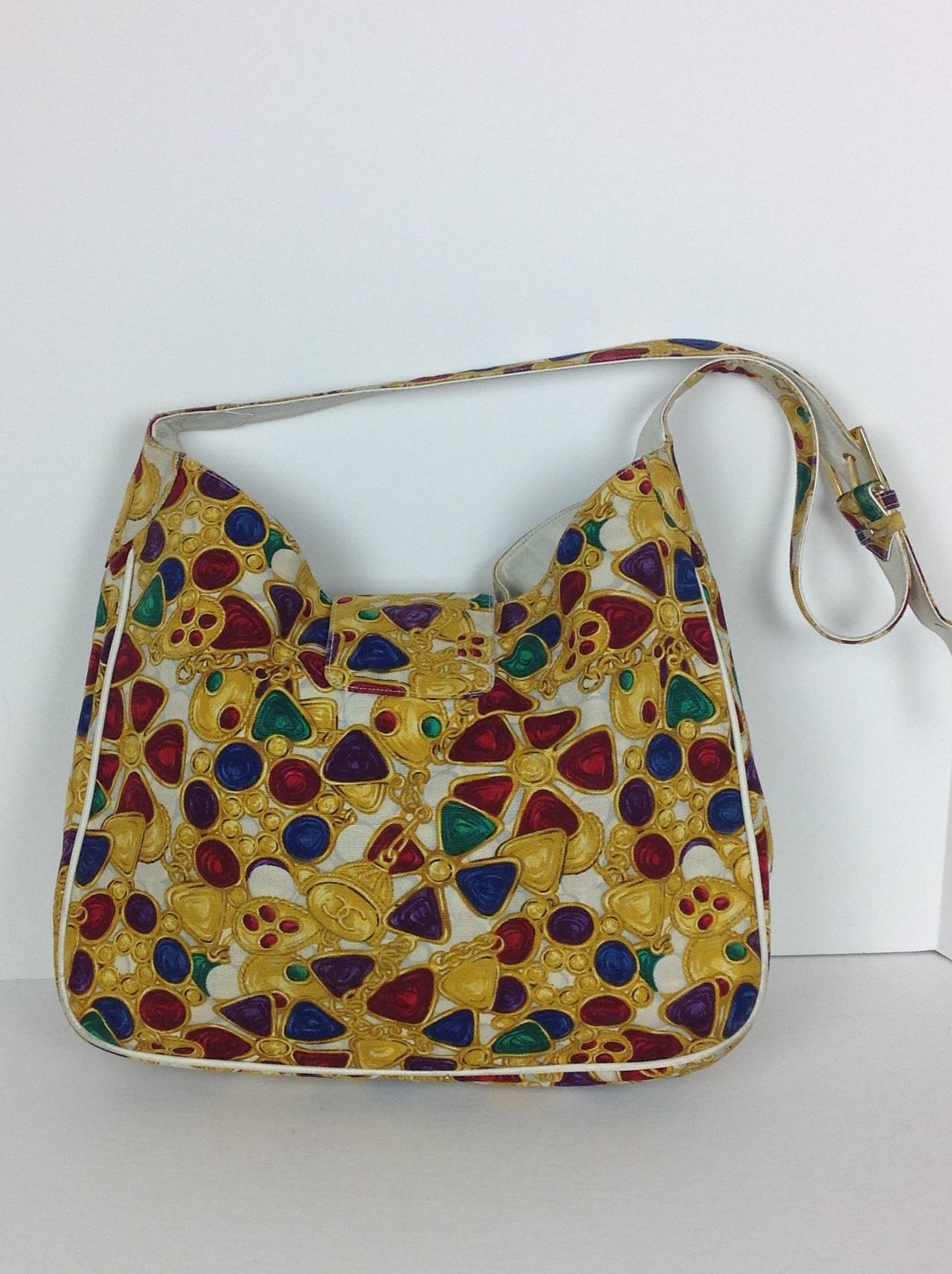 Chanel Jewel printed Canvas Shoulder Handbag In Good Condition For Sale In Palm Beach, FL