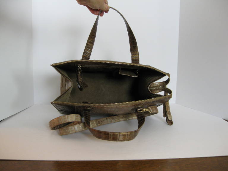NANCY GONZALES bronze metallic crocodile shoulder handbag In Excellent Condition In Palm Beach, FL