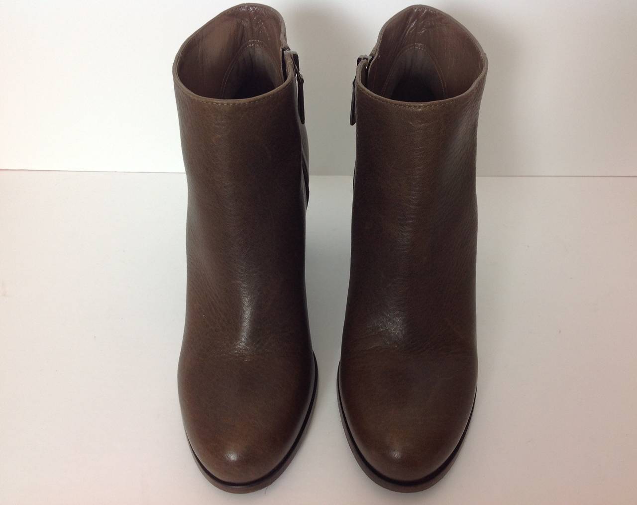 New taupe Prada bootie                           size 39 In New Condition In Palm Beach, FL