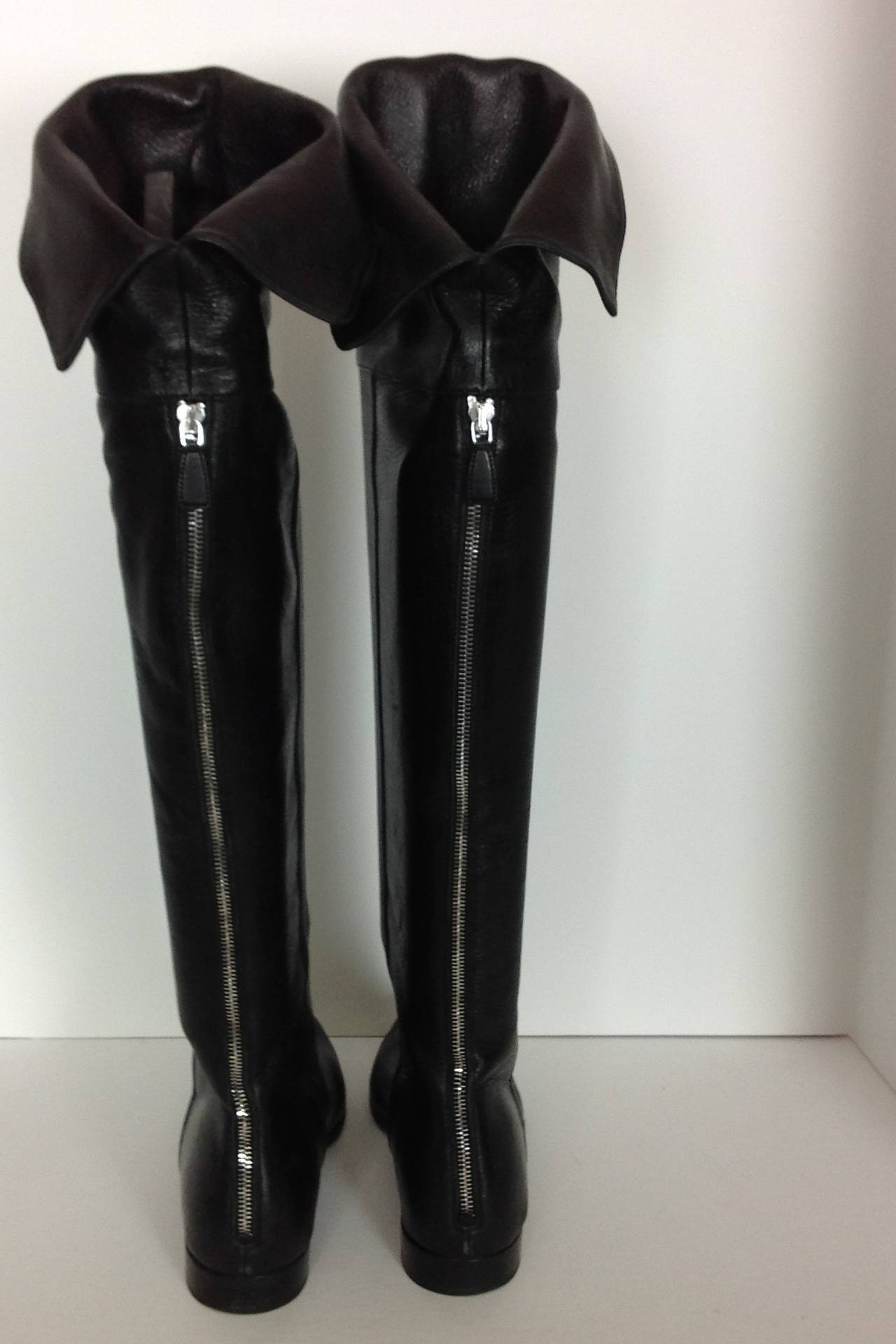 Women's Over-The-Knee Prada boot             size 39