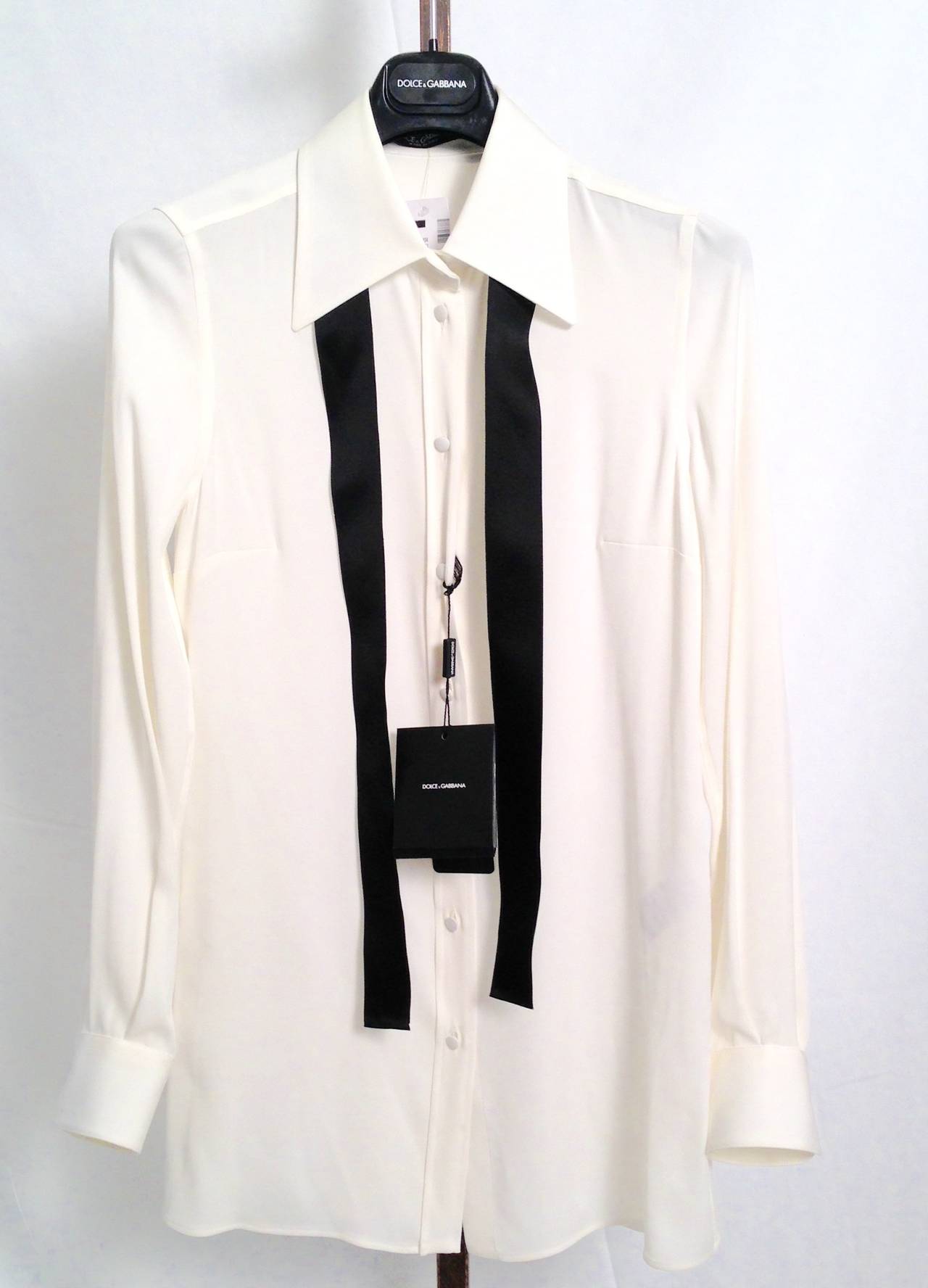 Dolce & Gabbana Silk Stretch Blouse With Silk Satin Tie For Sale 4