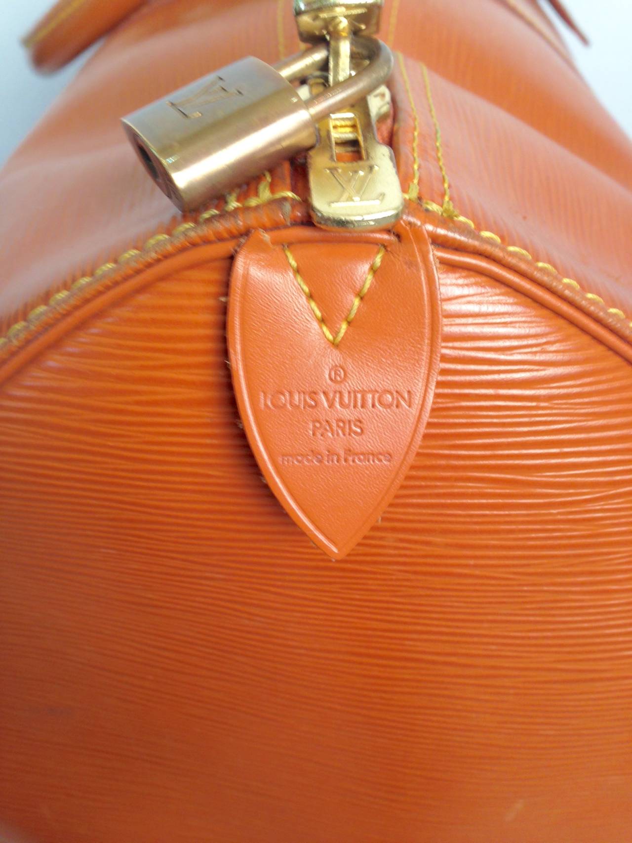 Louis Vuitton Keepall 55 in Cipango Gold Epi Cuir For Sale 4