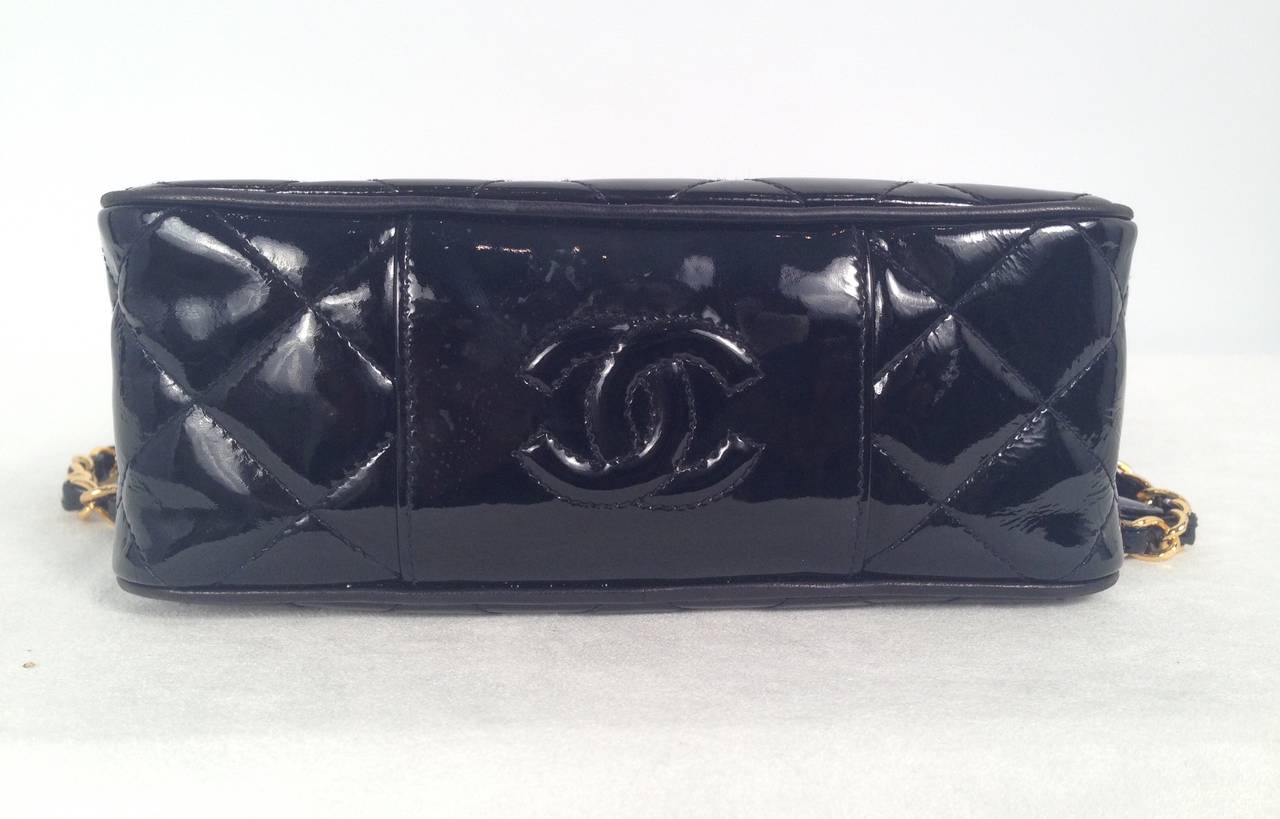 Women's 1990s Chanel Black Patent Leather Quilted Camera Bag For Sale