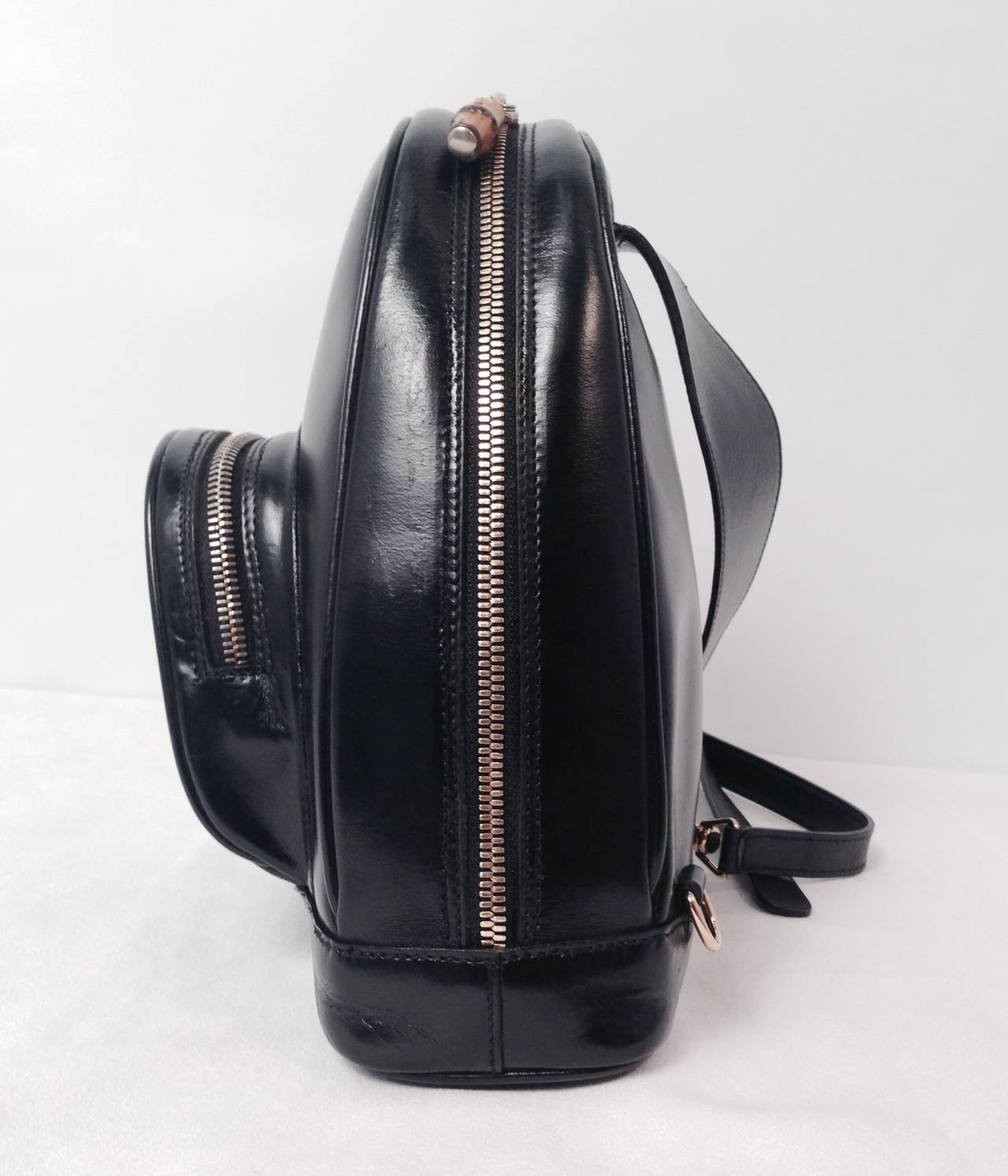 Gucci Black Patent Leather Backpack With Bamboo Pendants In Excellent Condition For Sale In Palm Beach, FL
