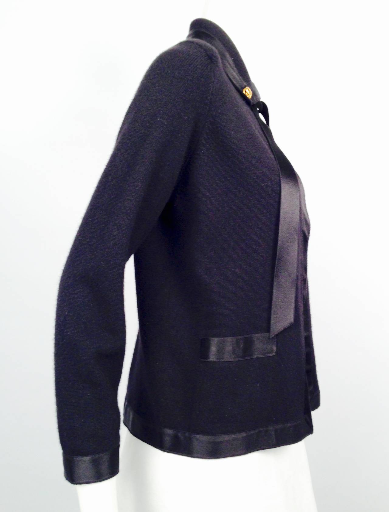1990s Chanel Cashmere Black Sweater With Satin Ribbon Trim In Excellent Condition For Sale In Palm Beach, FL