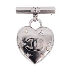 Chanel Heart Pin With Rhinestones And Pearls
