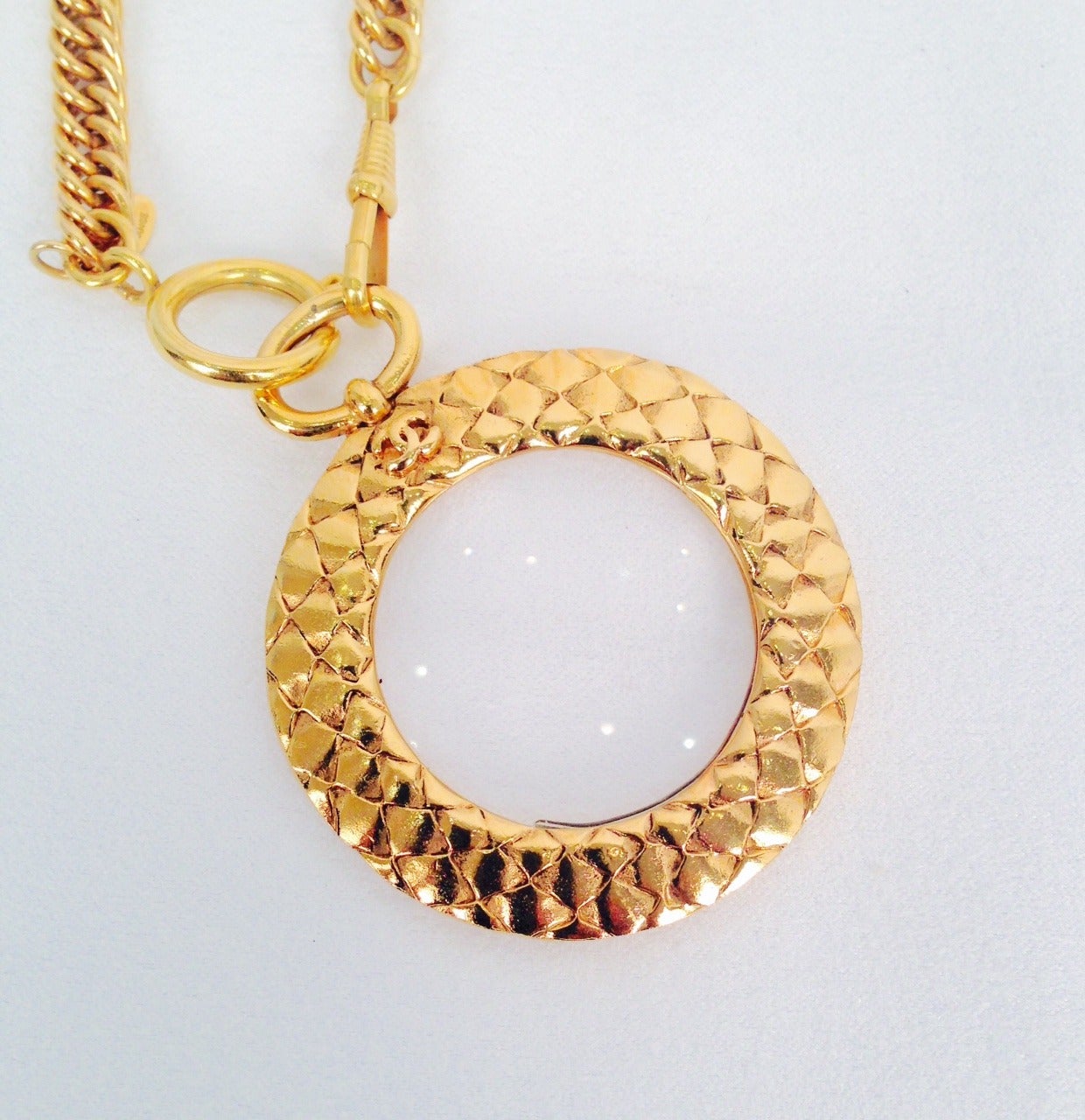 Women's 1990s Iconic Chanel Necklace With Magnifying Glass Loupe Pendant For Sale