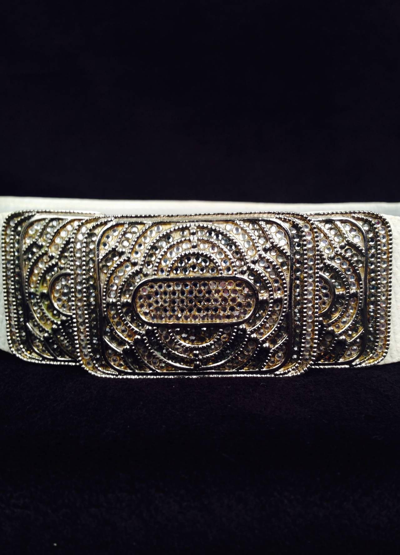 Beige Vintage Judith Leiber Ivory Lizard Belt With Deco Swarovkski Crystal Buckle For Sale
