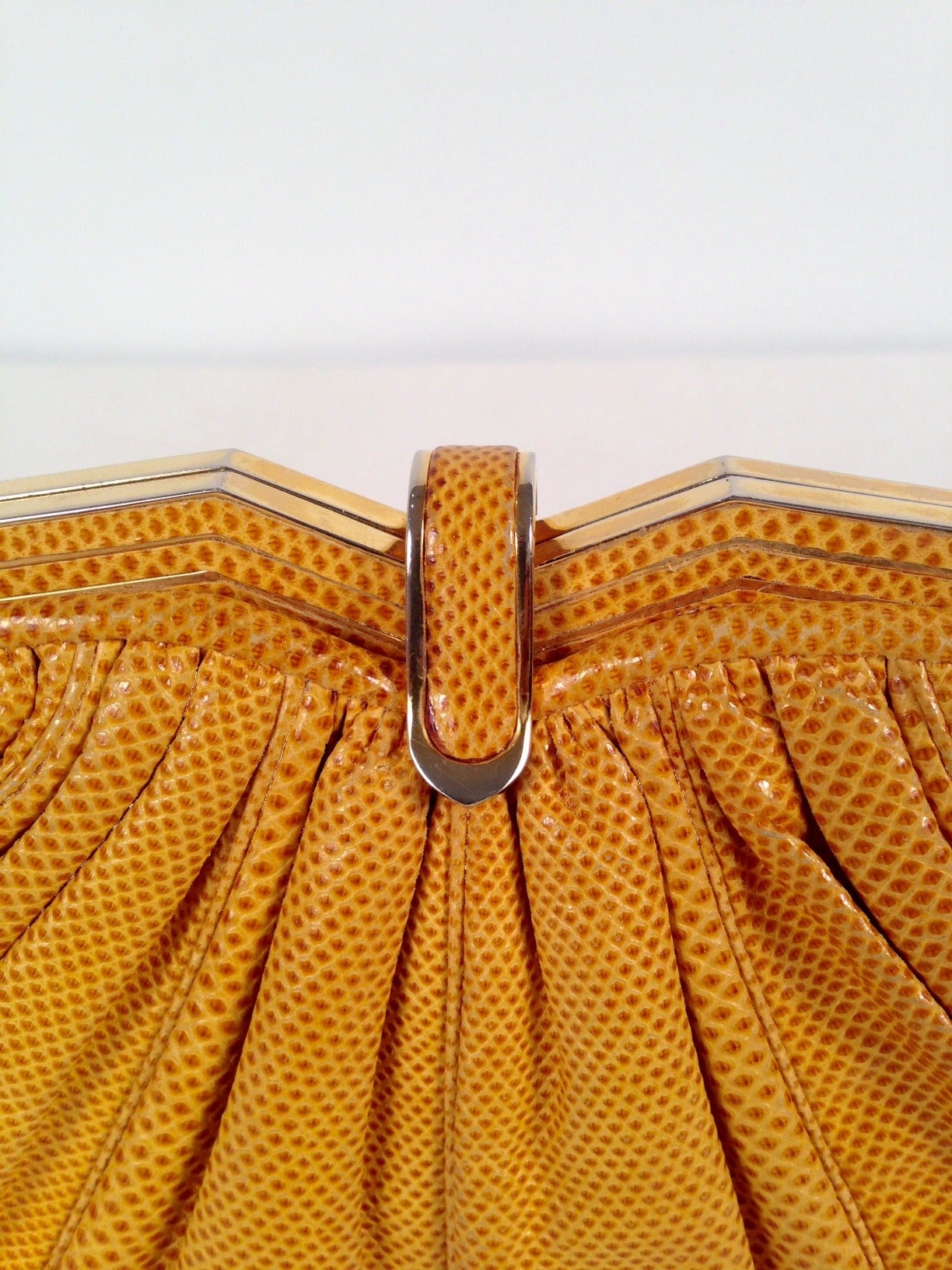 Vintage Judith Leiber Yellow Lizard Convertible Clutch In Excellent Condition In Palm Beach, FL