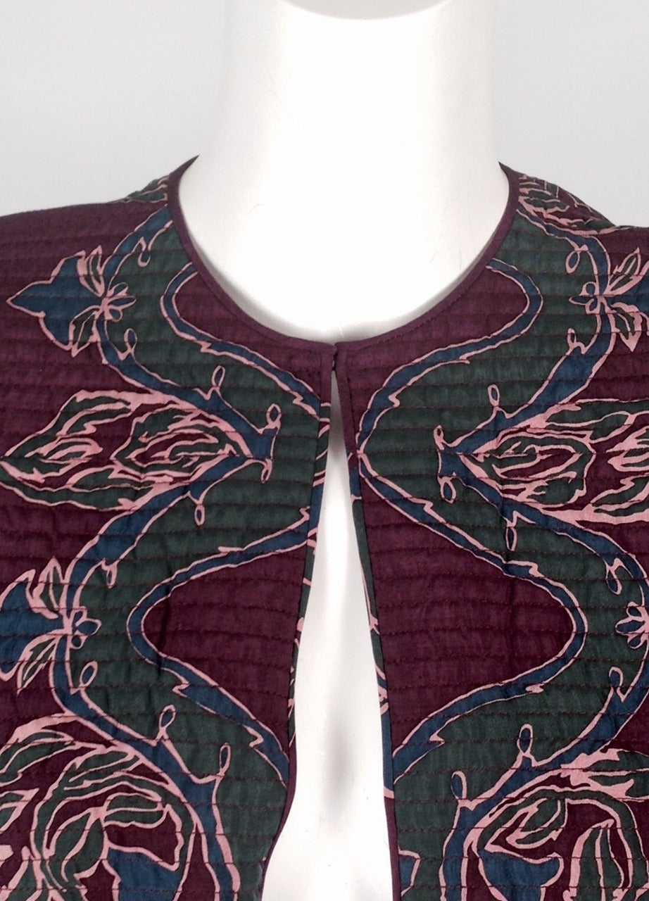 Vintage Mary McFadden Quilted Aubergine Print Silk Coat For Sale 1