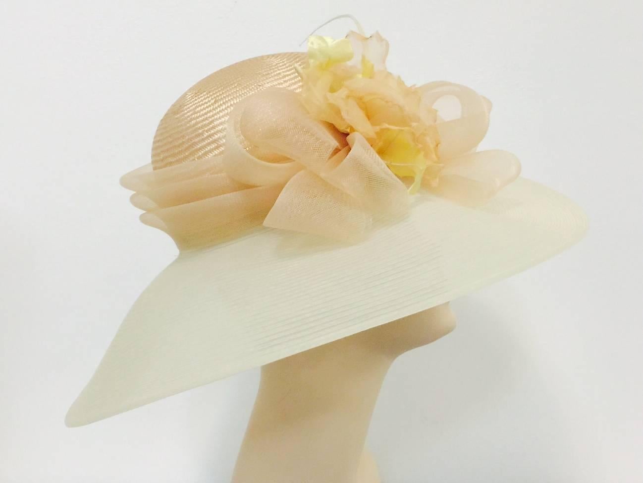 Beige Peter Bettley London Wide Brimmed Hat w. Straw Crown & Flower With Feathers 