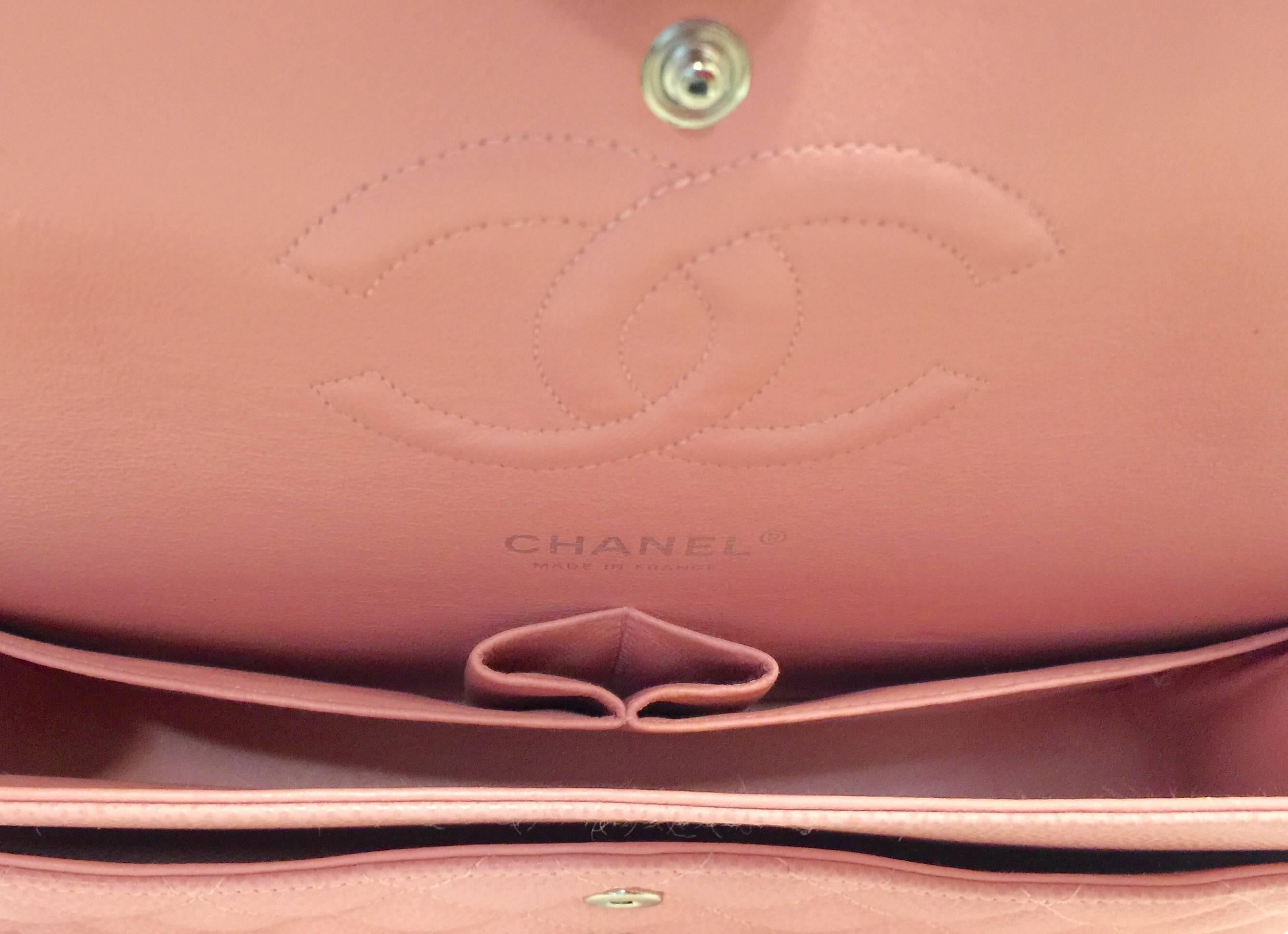 New Chanel Pink Diamond Quilted Caviar 2.55 Medium Serial 8924622 2