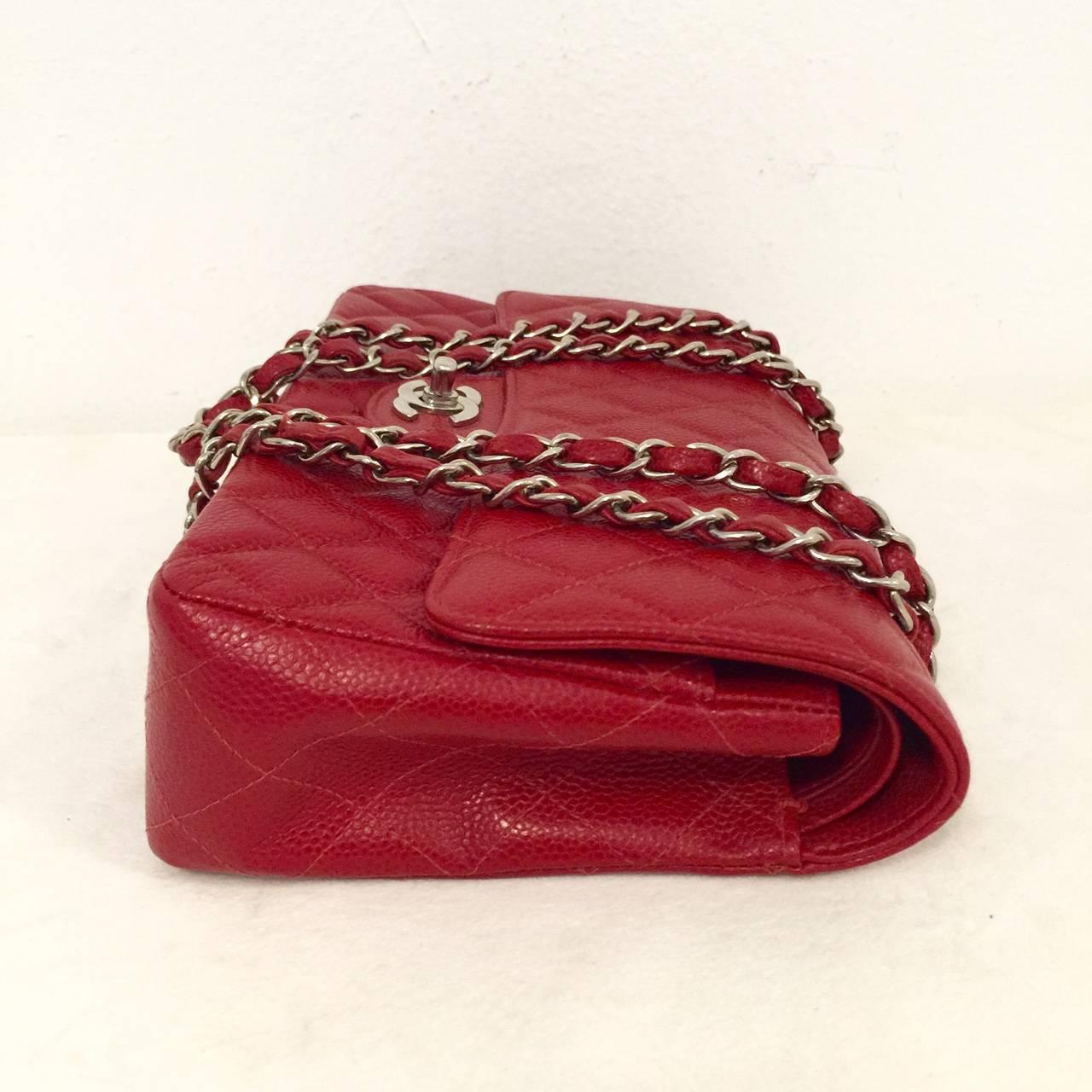  Chanel 1990s Red Diamond Quilted Caviar 2.55 Medium Serial 5946272 In New Condition In Palm Beach, FL