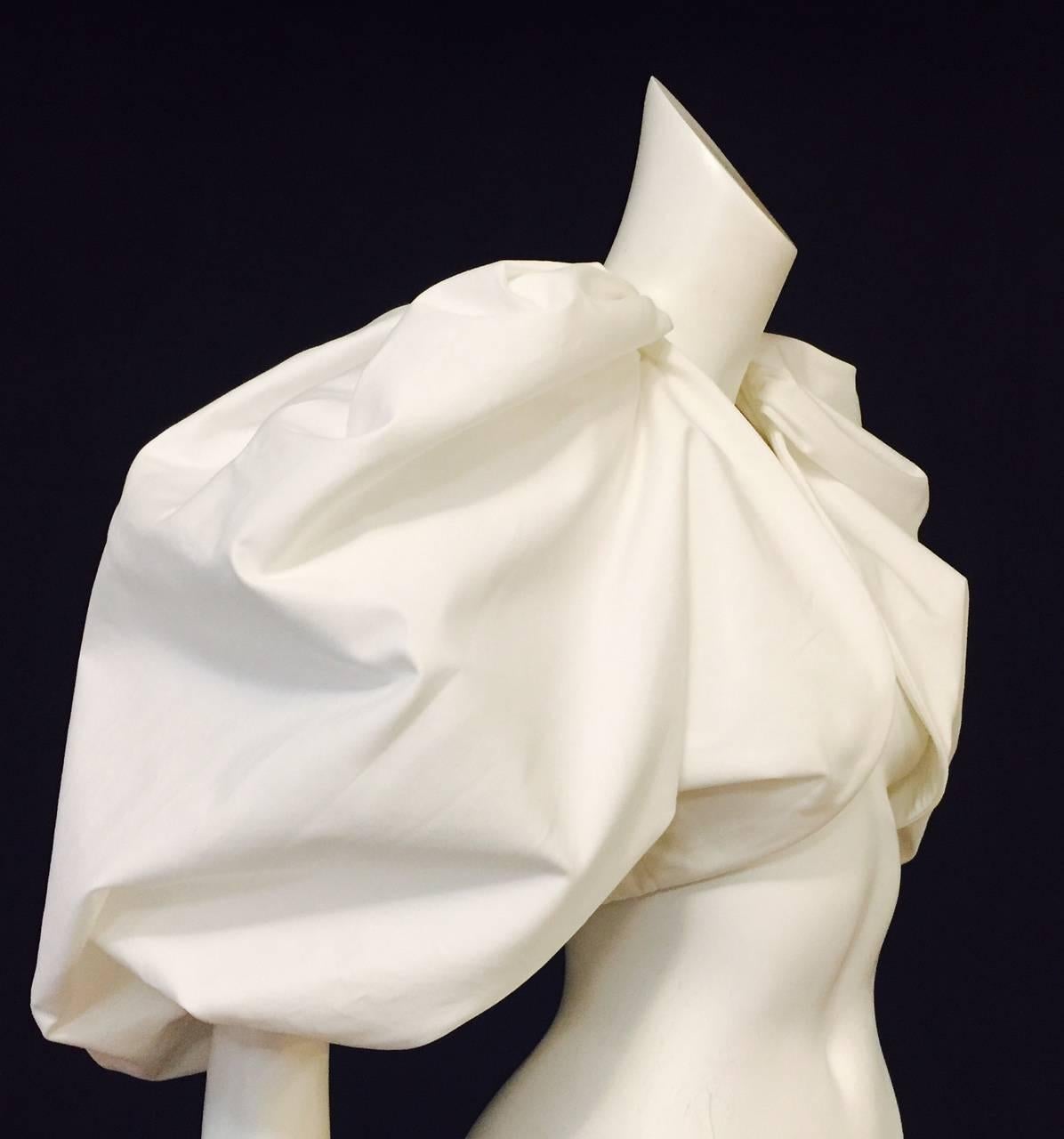 Women's Dramatic Yves Saint Laurent White Cotton Bolero With Oversized Pouf Sleeves