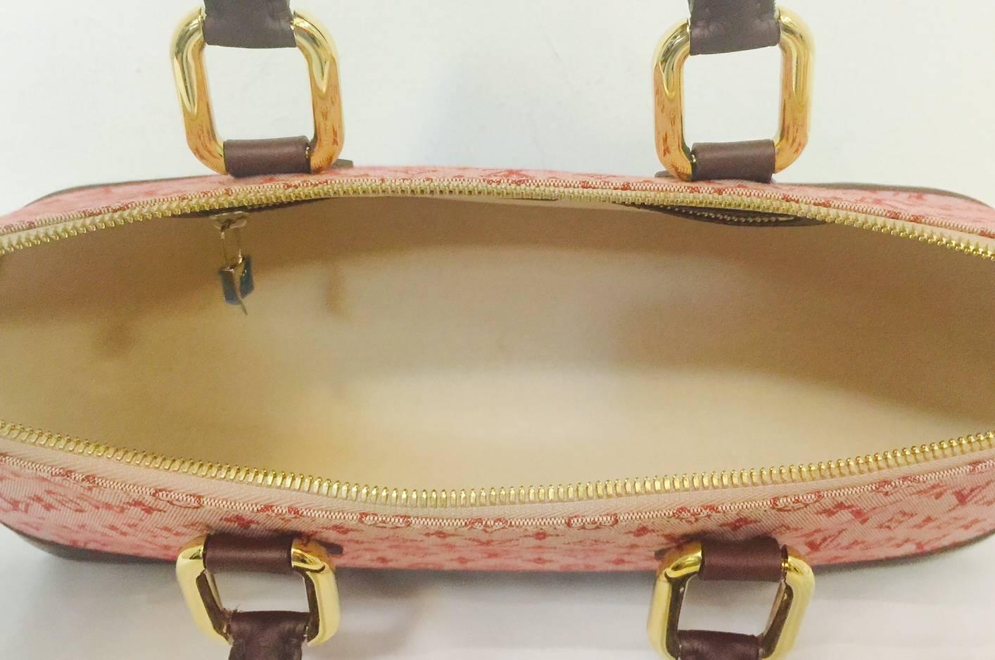 Mini Lin Cerise Alma von Louis Vuitton, langer, ausgezeichneter Zustand 3