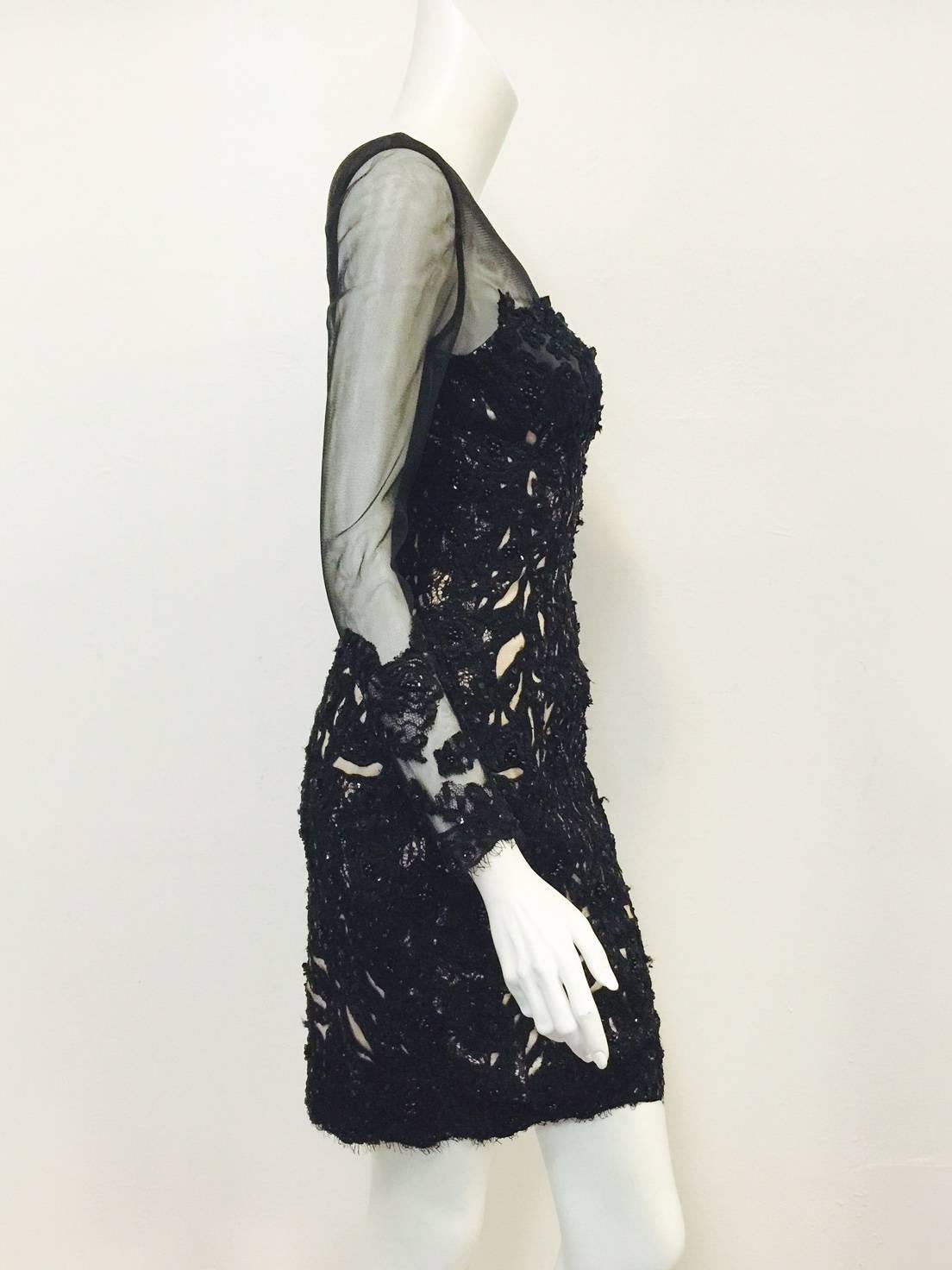 Mandalay Langärmeliges Schwarzes Cocktailkleid aus Spitze mit Perlen und Pailletten Damen