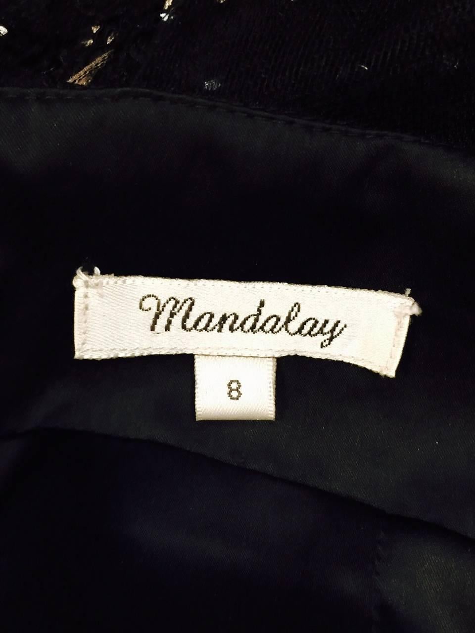Mandalay Langärmeliges Schwarzes Cocktailkleid aus Spitze mit Perlen und Pailletten 3