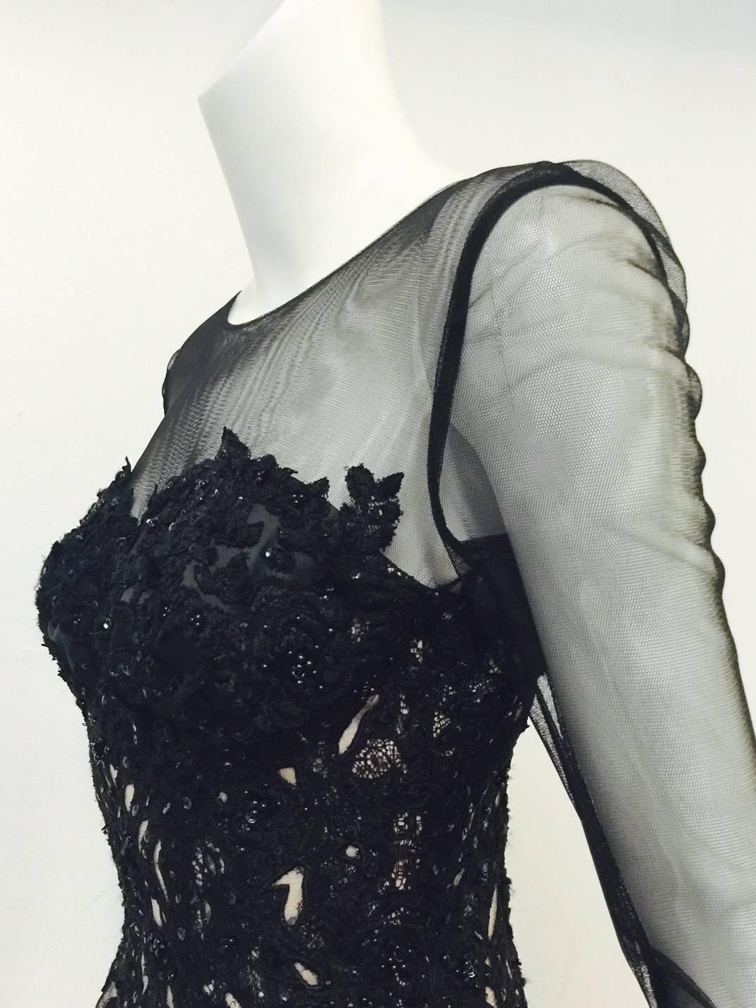 Mandalay Langärmeliges Schwarzes Cocktailkleid aus Spitze mit Perlen und Pailletten 1