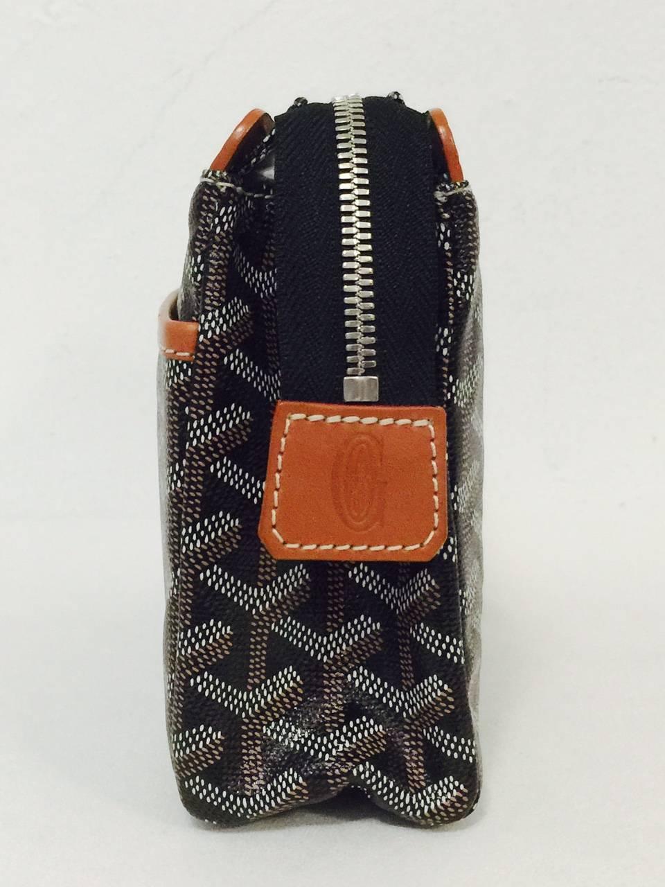 Goyard Black and Tan Chevron Cosmetic Bag In Excellent Condition In Palm Beach, FL