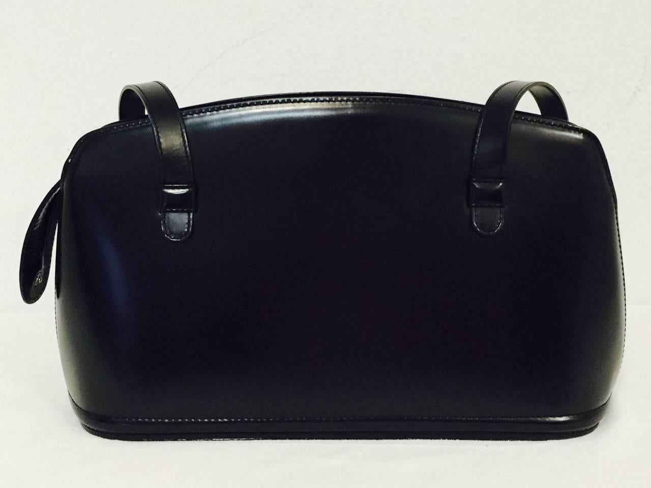 Bally Black Polished Calfskin Structured Shoulder Bag Excellent Condition In Excellent Condition In Palm Beach, FL