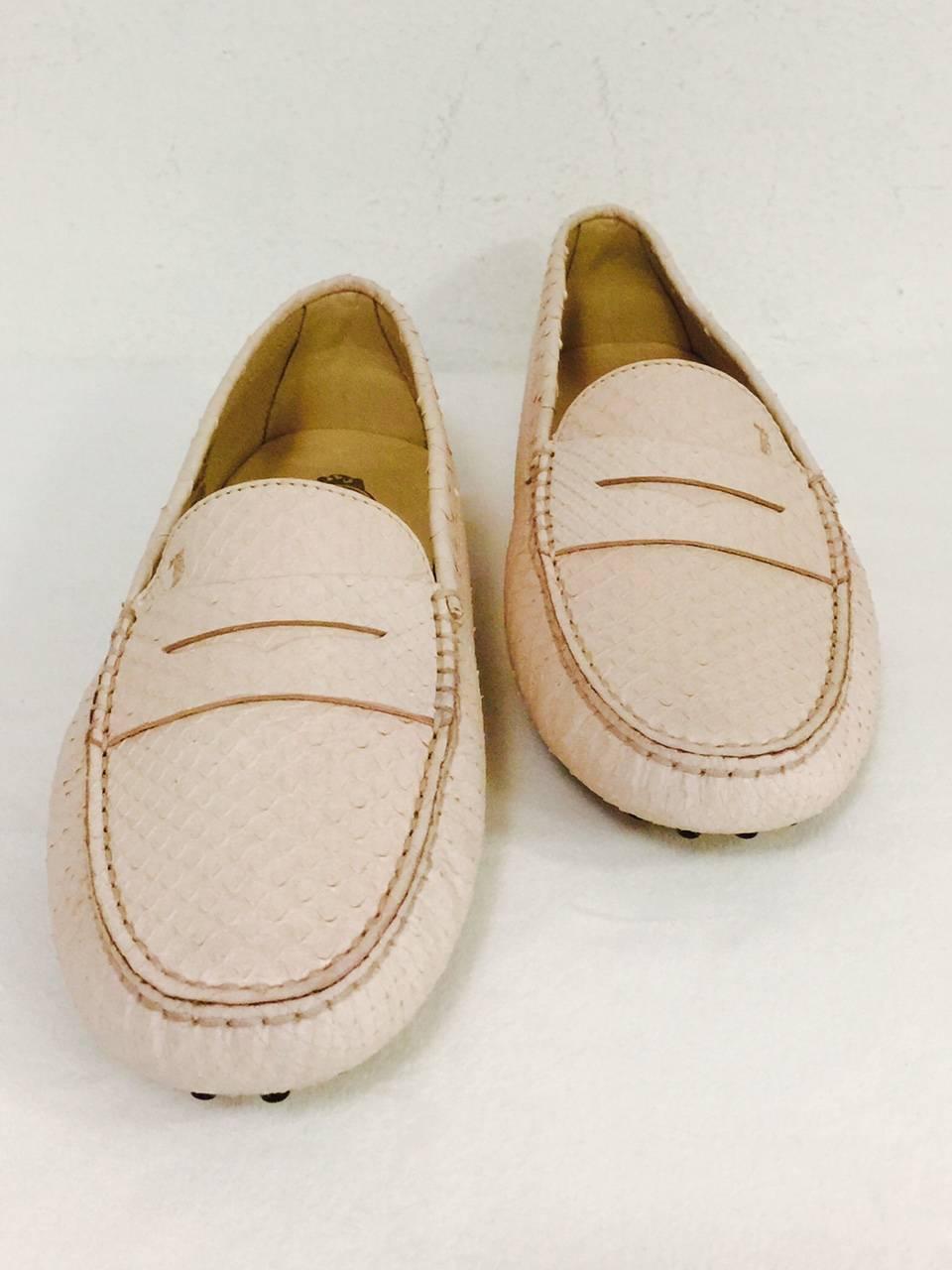 Tod's Petal Pink Python Gommino Driving Shoes Never Worn 2