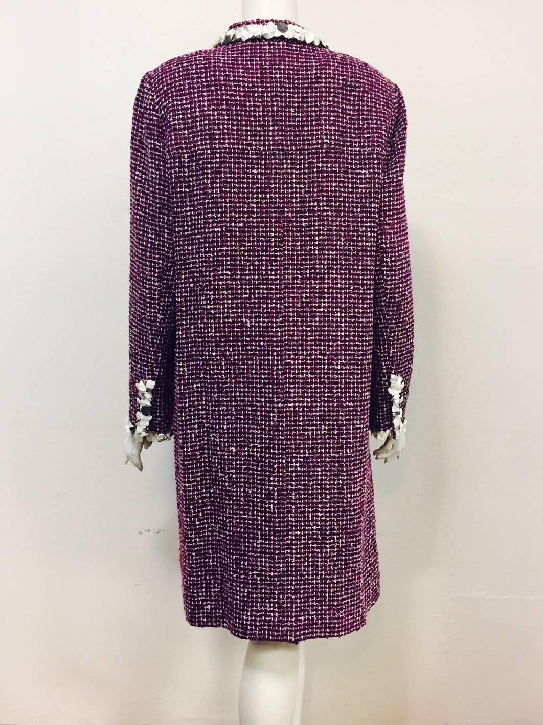 Chanel Purple Tweed Sleeveless Dress and Matching Coat With 3-D Trim Size 46 In Excellent Condition In Palm Beach, FL