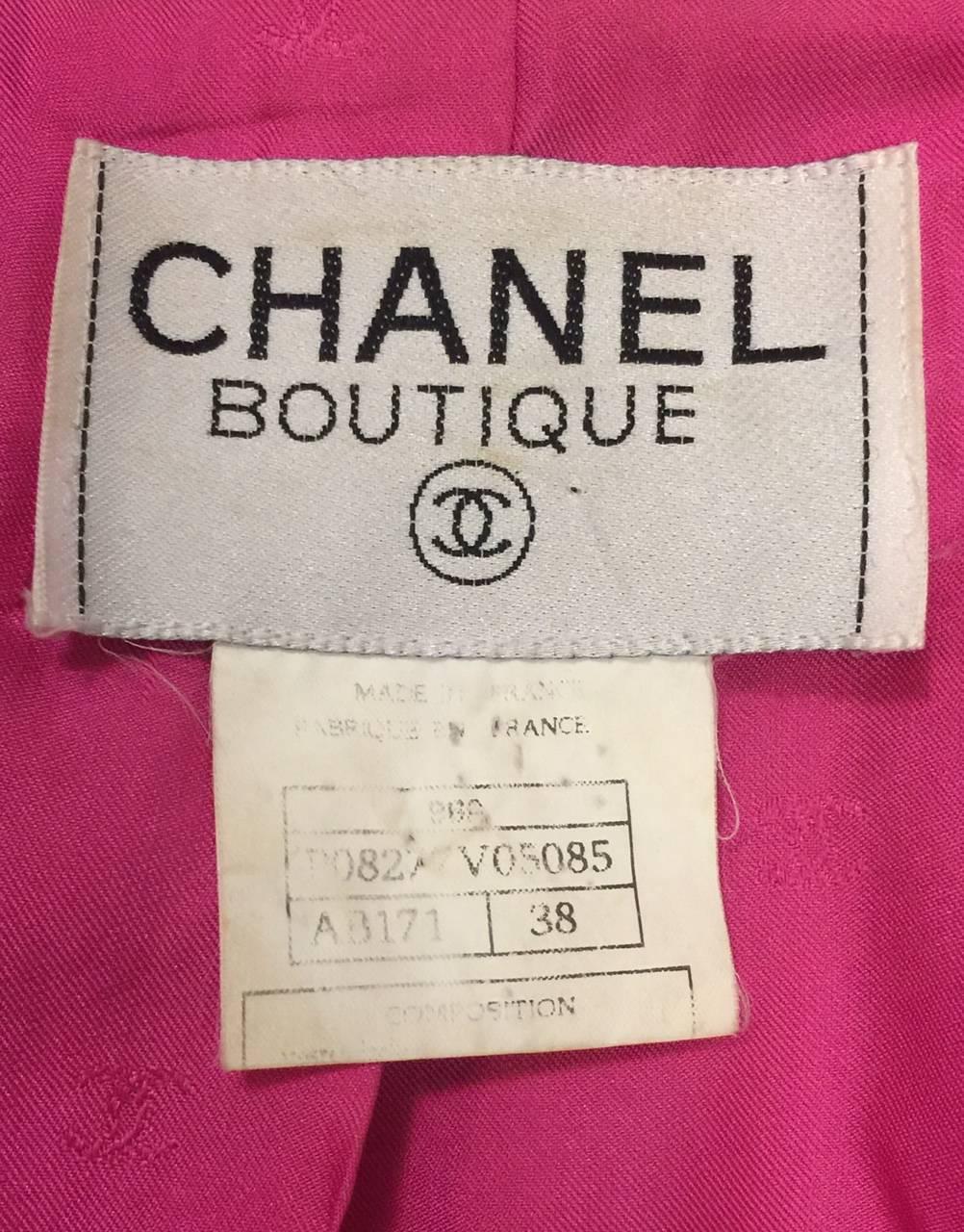 Chanel Boutique 1996 Fall Fuchsia Wool Military Jacket With Gripoix Buttons  For Sale 1