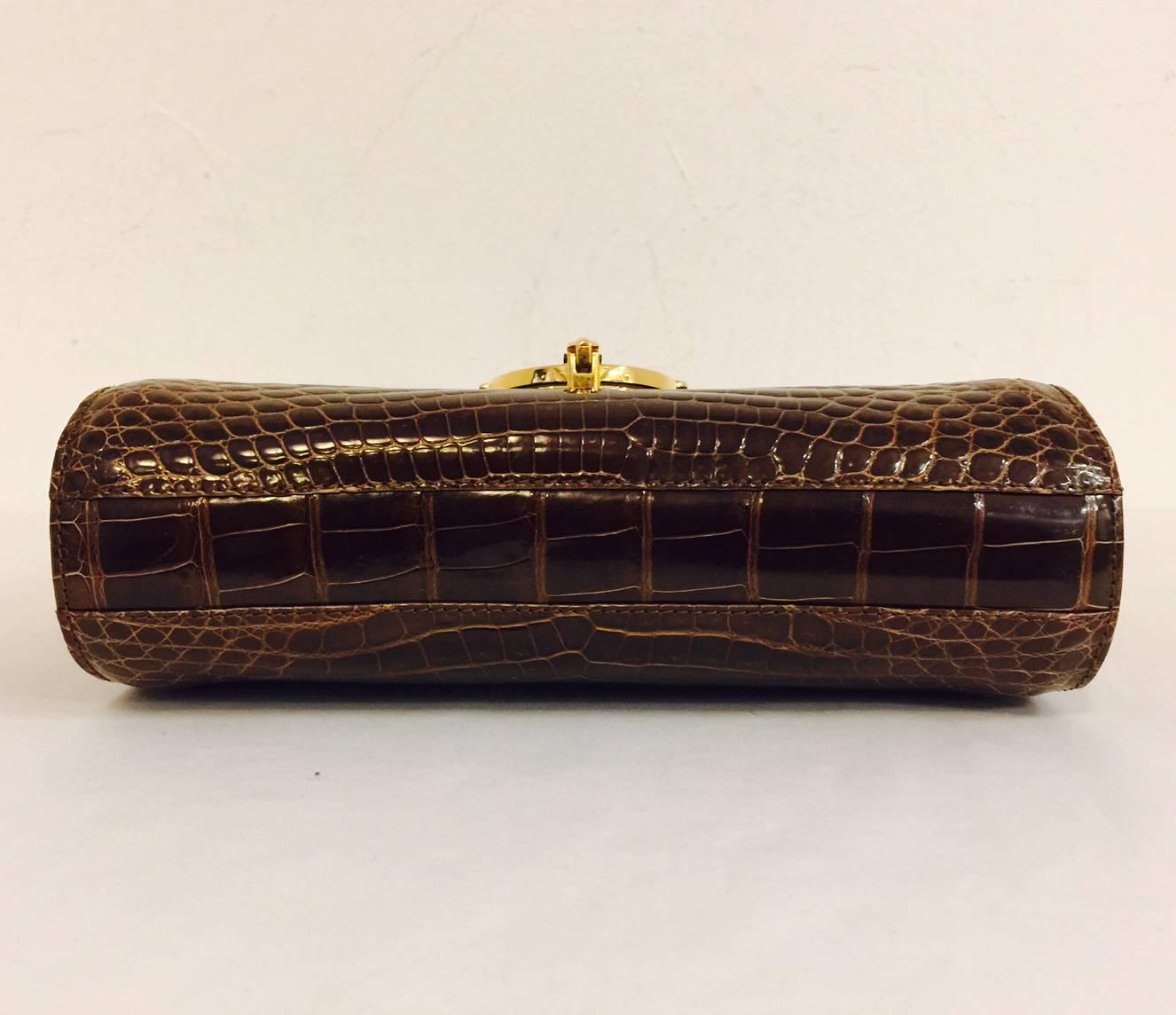 Kwanpen Deep Cognac Crocodile Structured Bag With Chain Strap In Excellent Condition In Palm Beach, FL