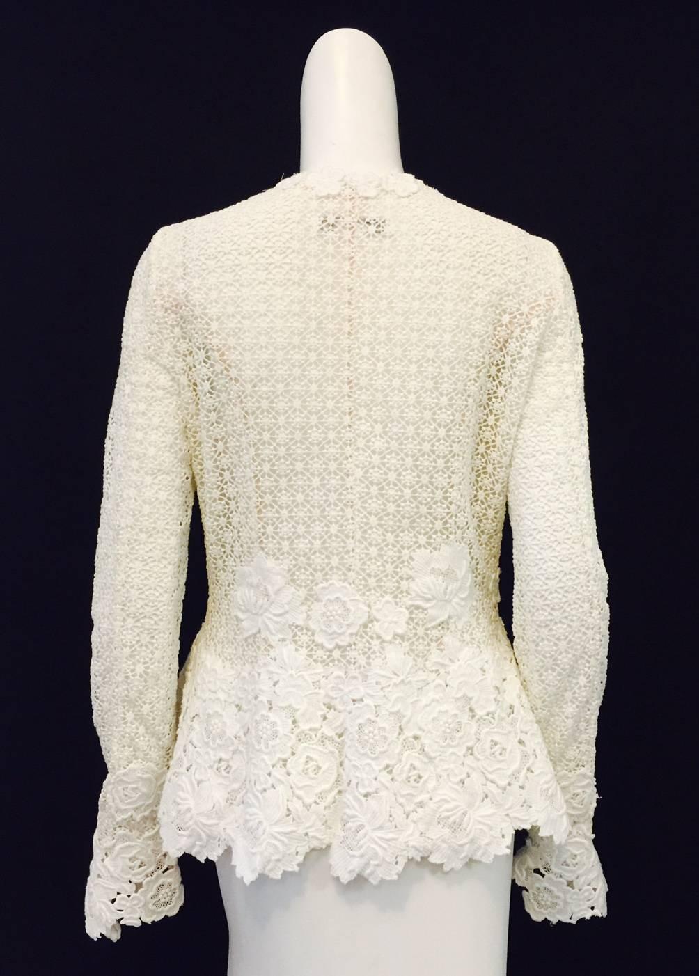 Women's Oscar de la Renta Ivory Crochet Fitted Jacket With Floral Applique Trim 