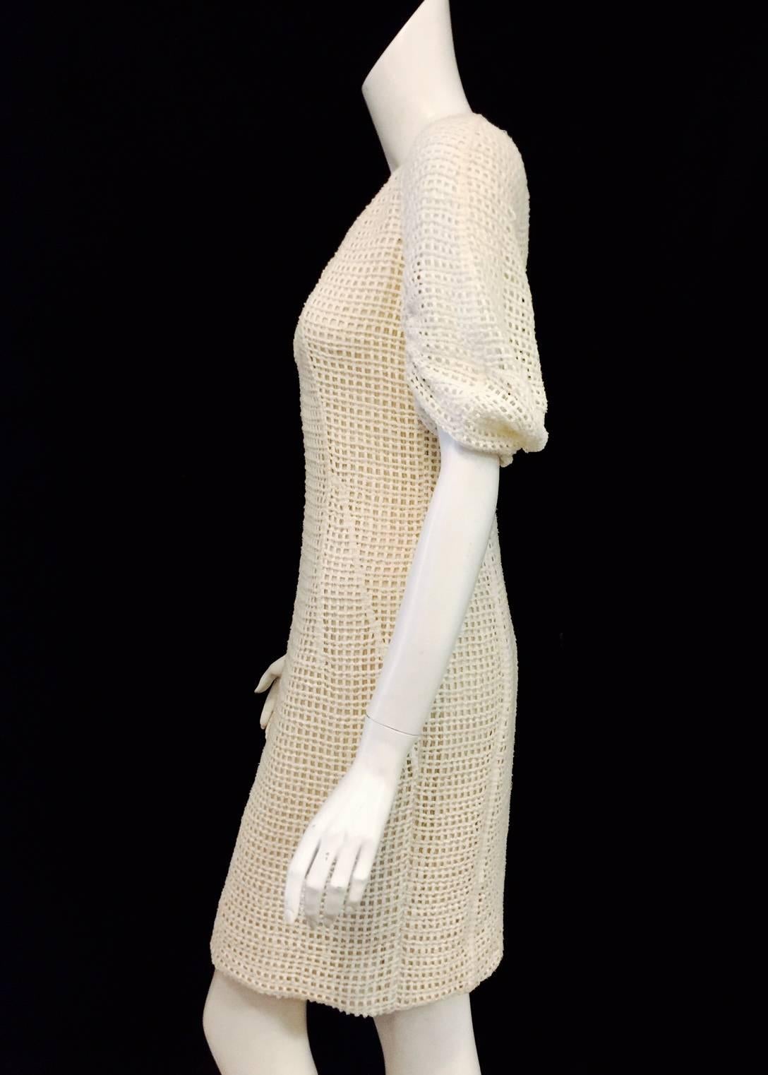 Akris Ivory Cotton Crochet V-Neck Sheath With Ruched Sleeves  In Excellent Condition For Sale In Palm Beach, FL