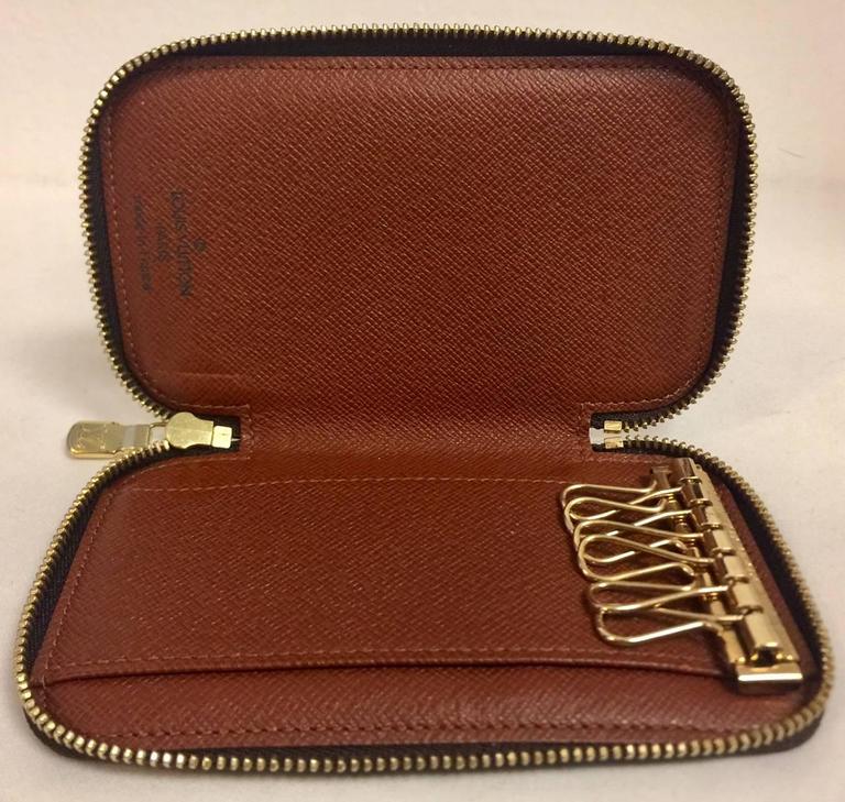 Iconic Louis Vuitton Classic Key Holder Zippered Case at 1stdibs