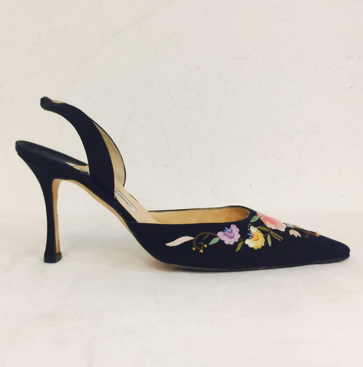 These Black Silk Evening Slingback High Heels are typical of 