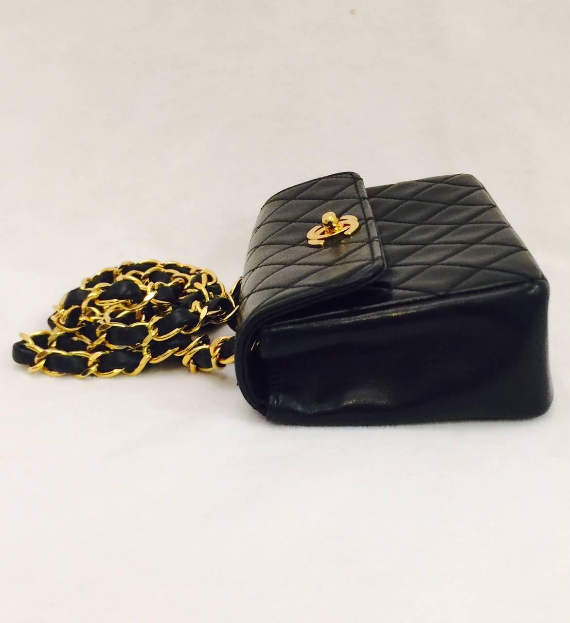 Women's Chanel Vintage Black Mini Flap Bag W Burgundy Interior Series 1 Excellent 