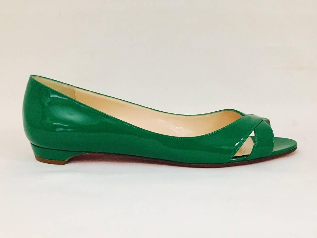 emerald green low heels