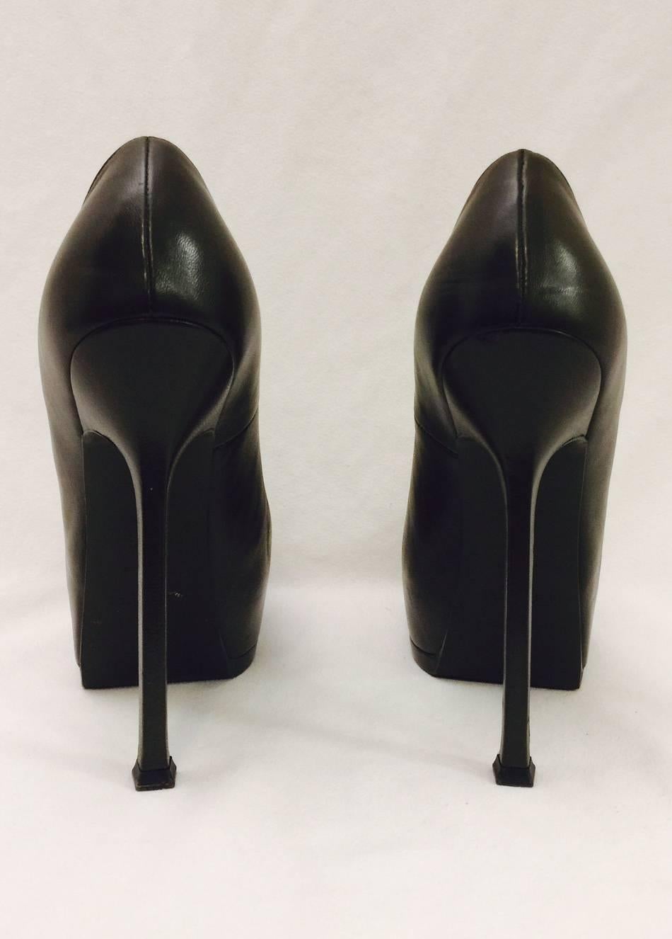 Women's Yves Saint Laurent Olive Leather High Heel Pumps With Covered Platforms For Sale