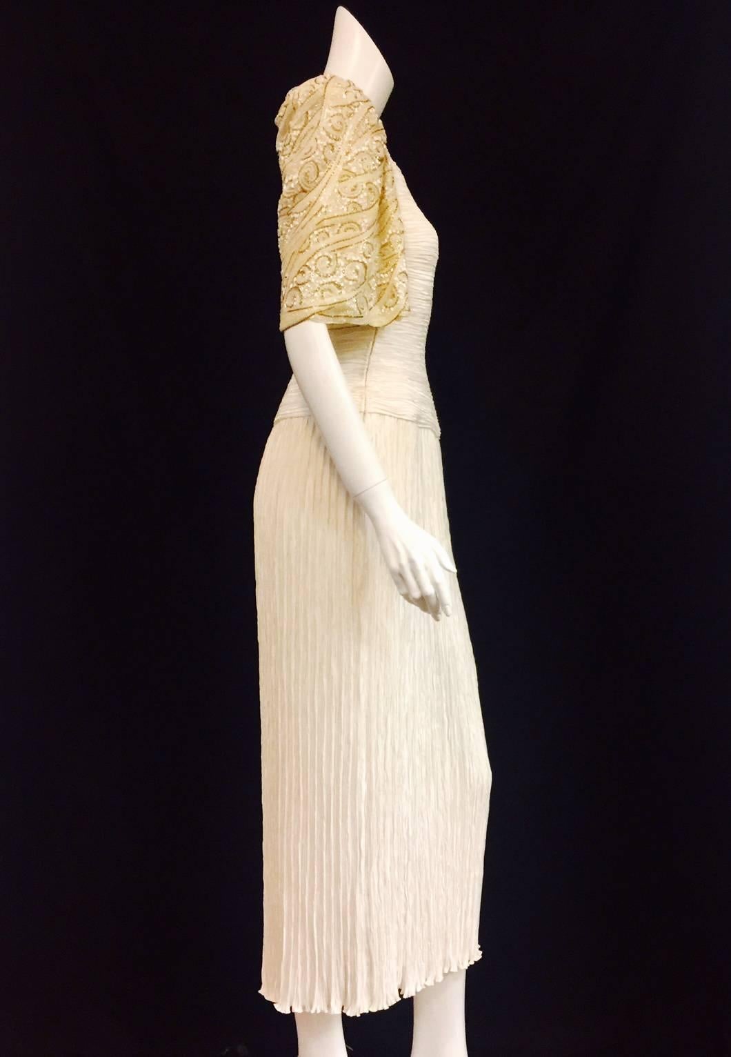 Magnificent Mary McFadden Ivory Gown W Embroidered Sleeves and Neckline In Excellent Condition For Sale In Palm Beach, FL