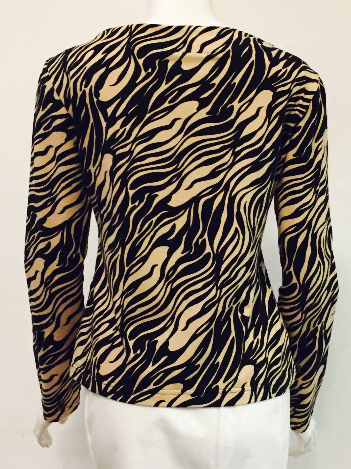 Vampy Versace Black & Beige Tiger Print Knit Top In Excellent Condition For Sale In Palm Beach, FL