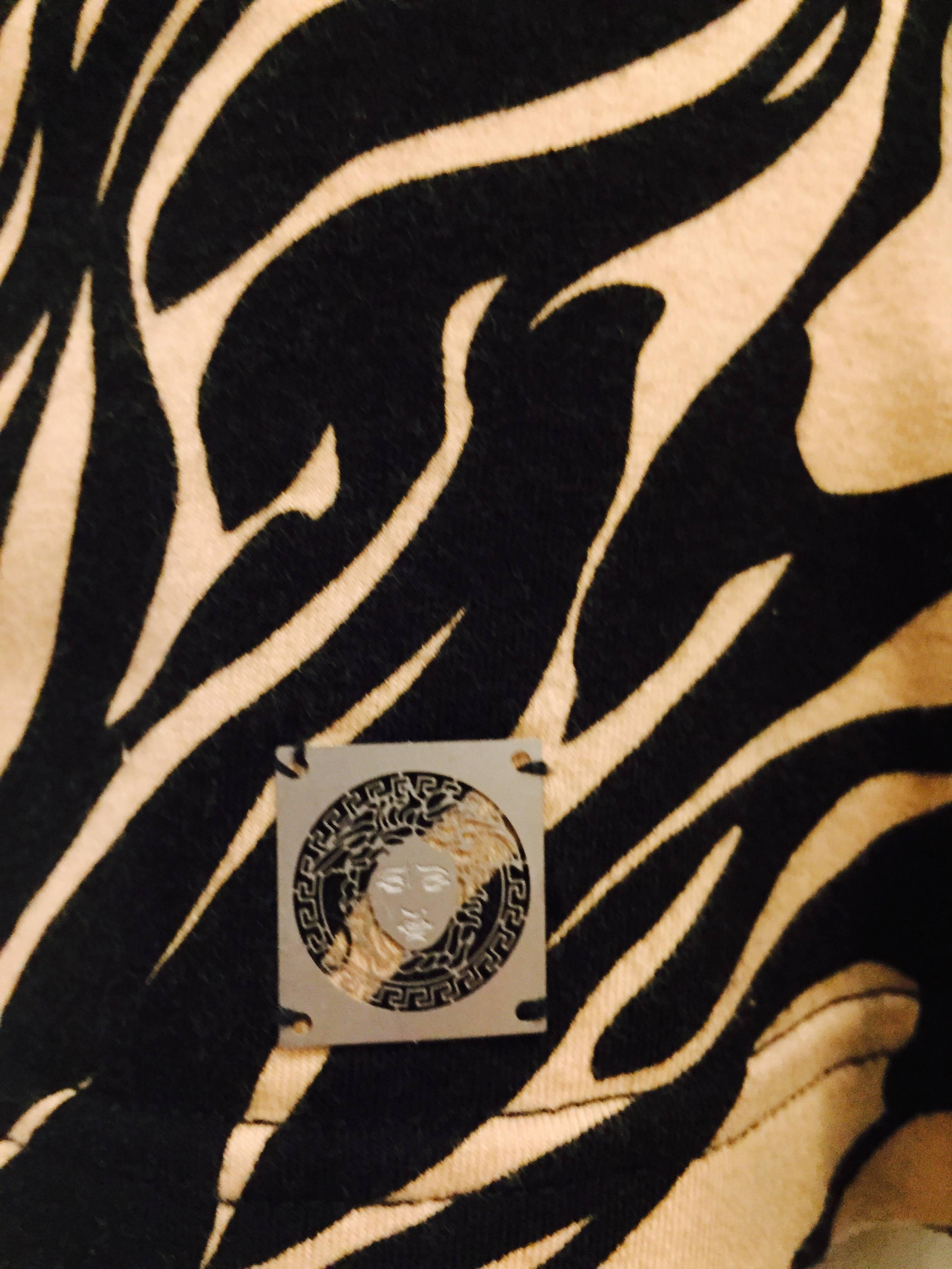 Vampy Versace Black & Beige Tiger Print Knit Top For Sale 1