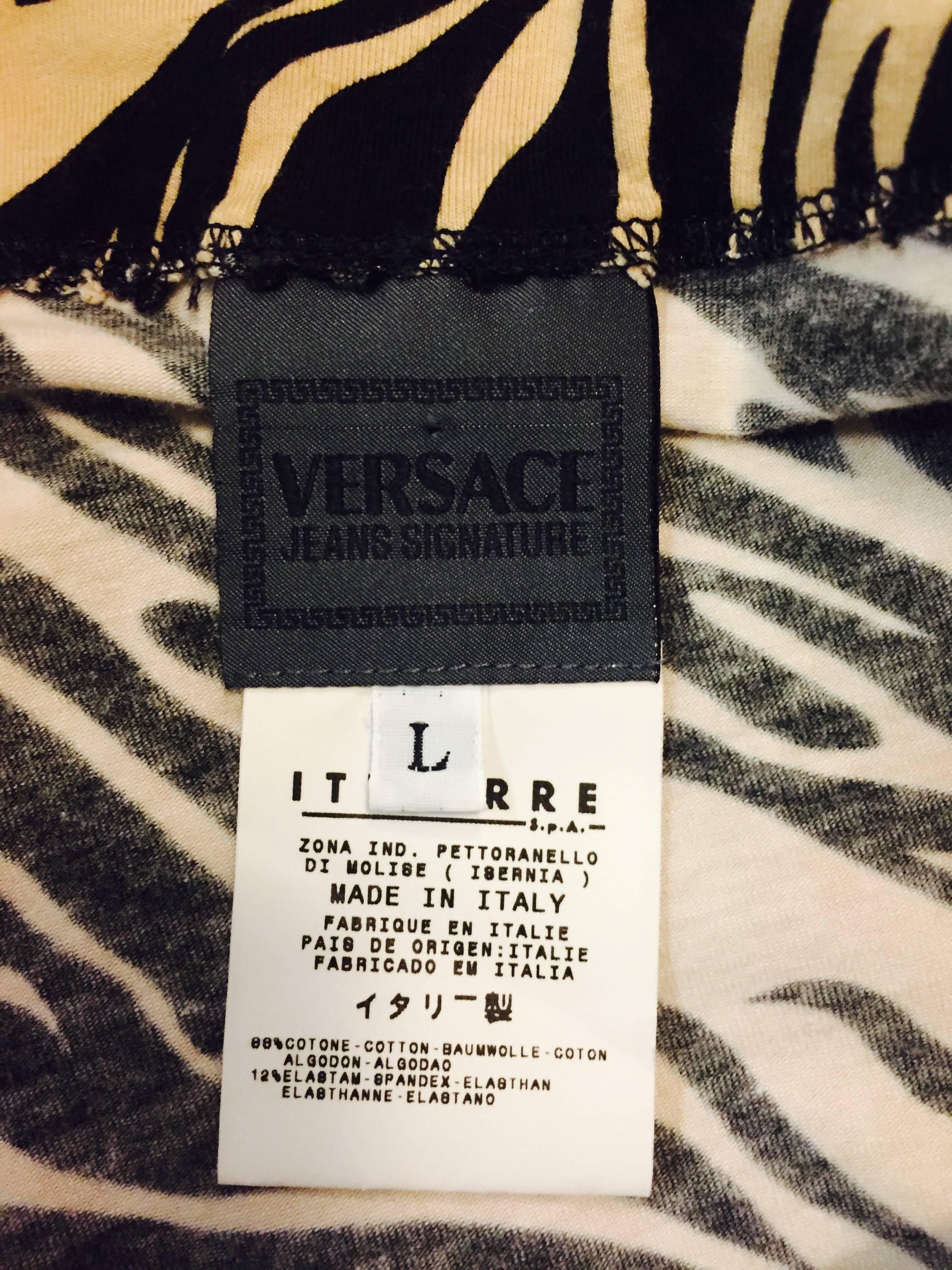 Vampy Versace Black & Beige Tiger Print Knit Top For Sale 2