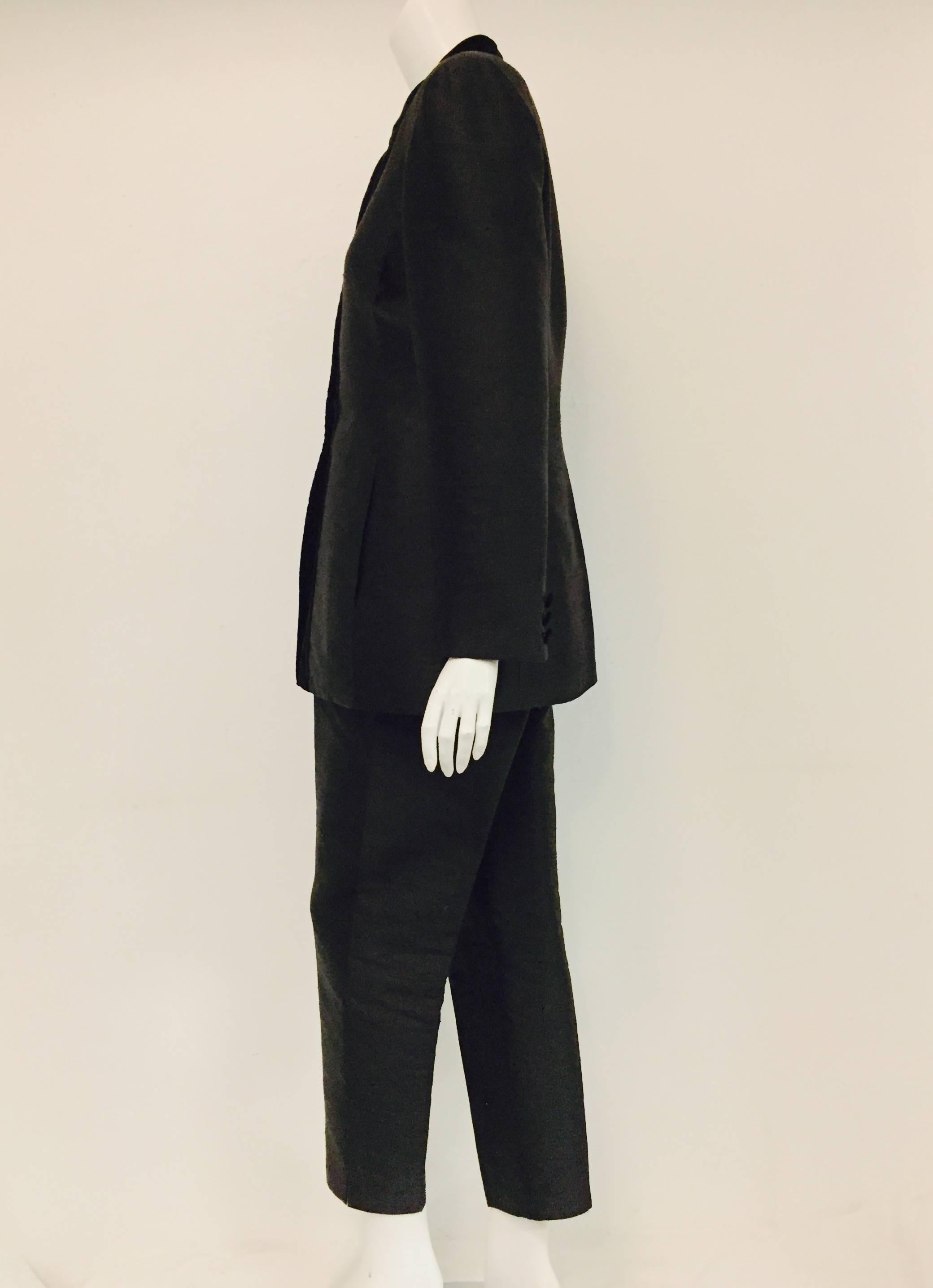 Women's  Outstanding Oscar de la Renta's Detailed Black Silk Pant Suit with Velvet Trim  For Sale