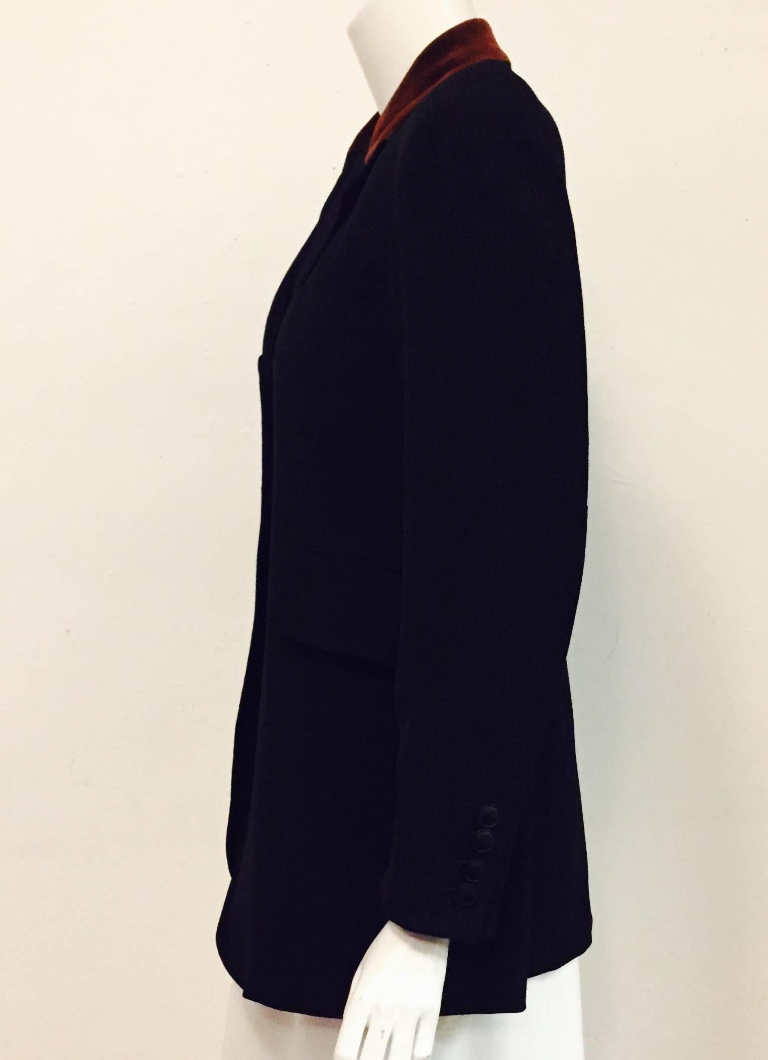 Women's or Men's Vintage Hermès Black Wool Riding Jacket With Chestnut Velvet Collar 