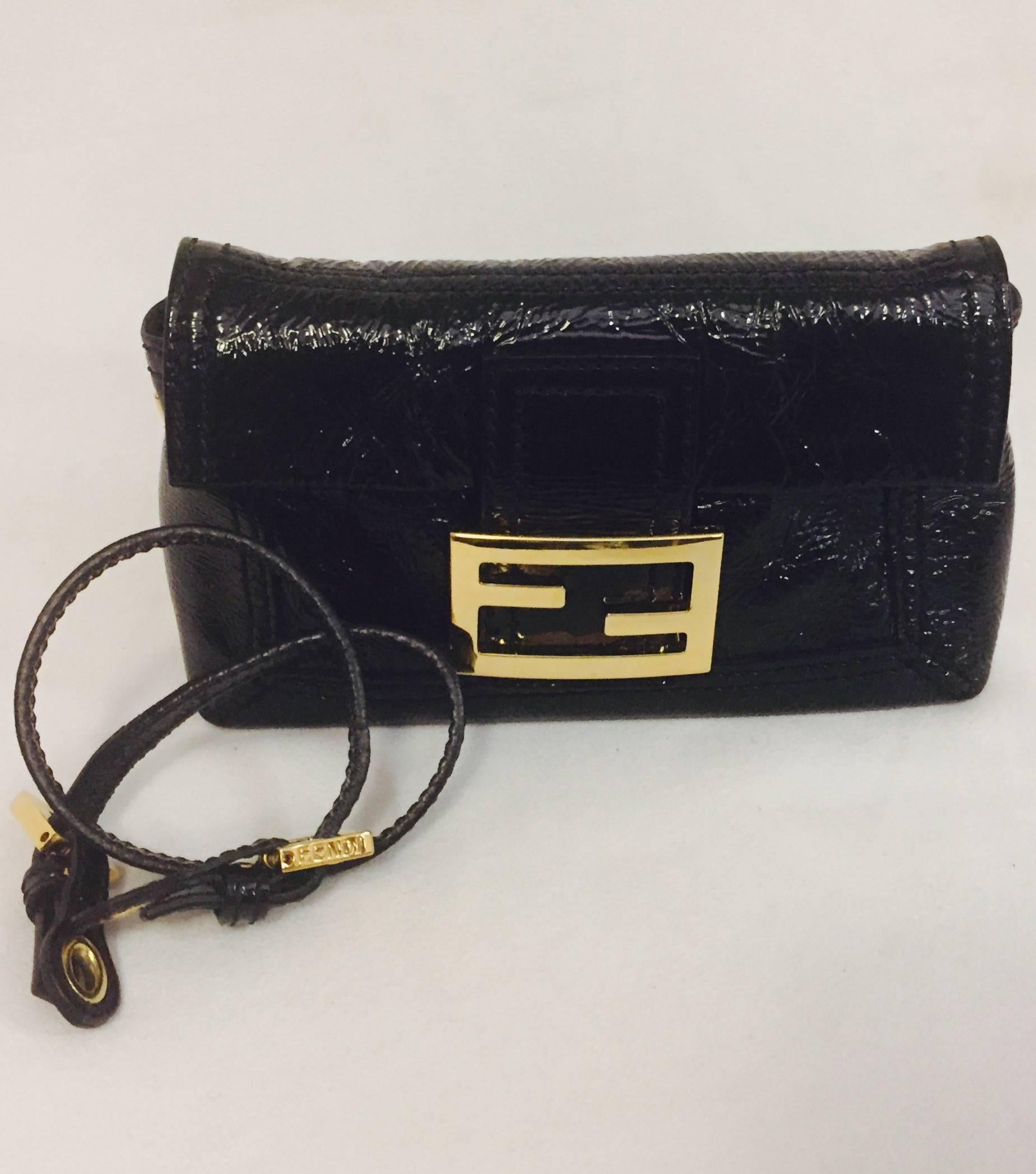 Fantastic Fendi Black Textured Patent Leather Hand Bag In Excellent Condition In Palm Beach, FL