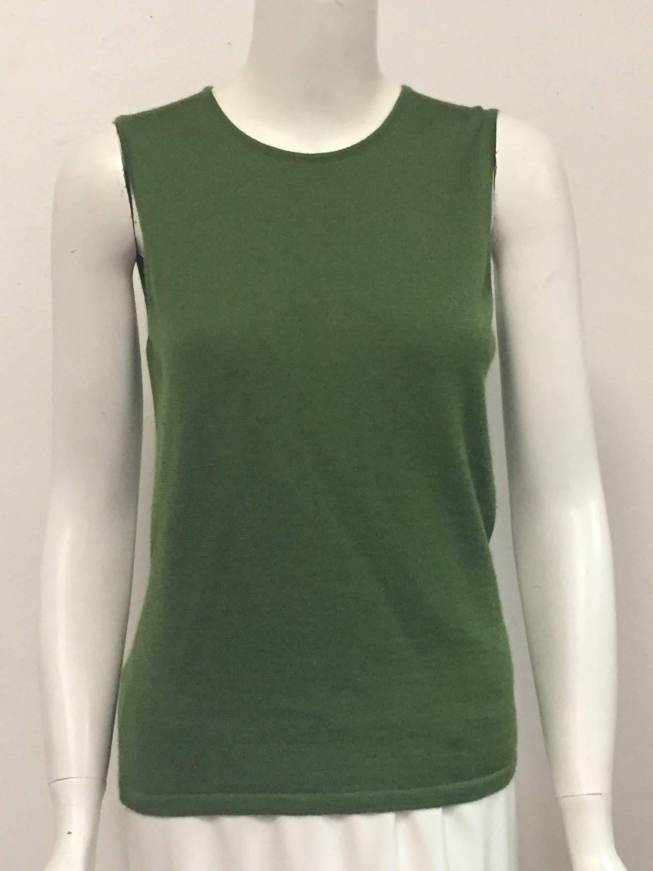 Women's Autumn Green Oscar de la Renta's Knit Cashmere & Silk Twin Set For Sale